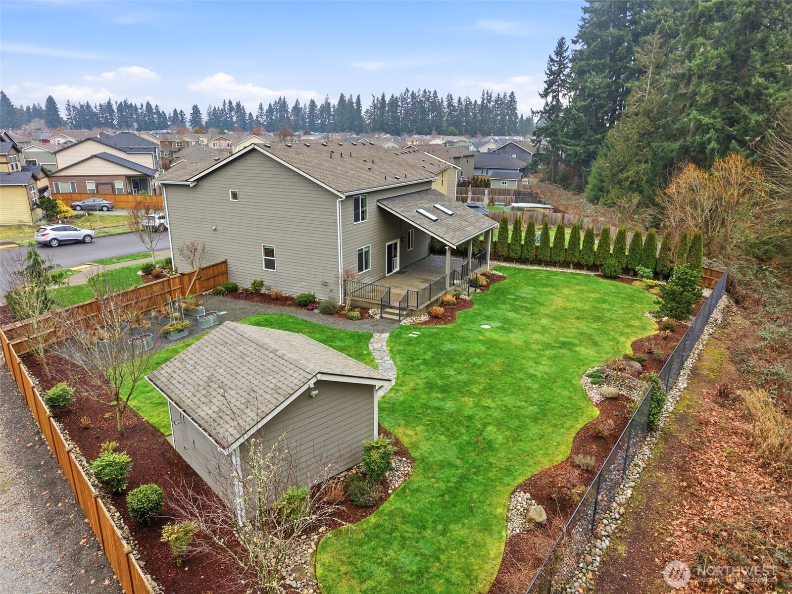 7413 Munn Lake Drive SE