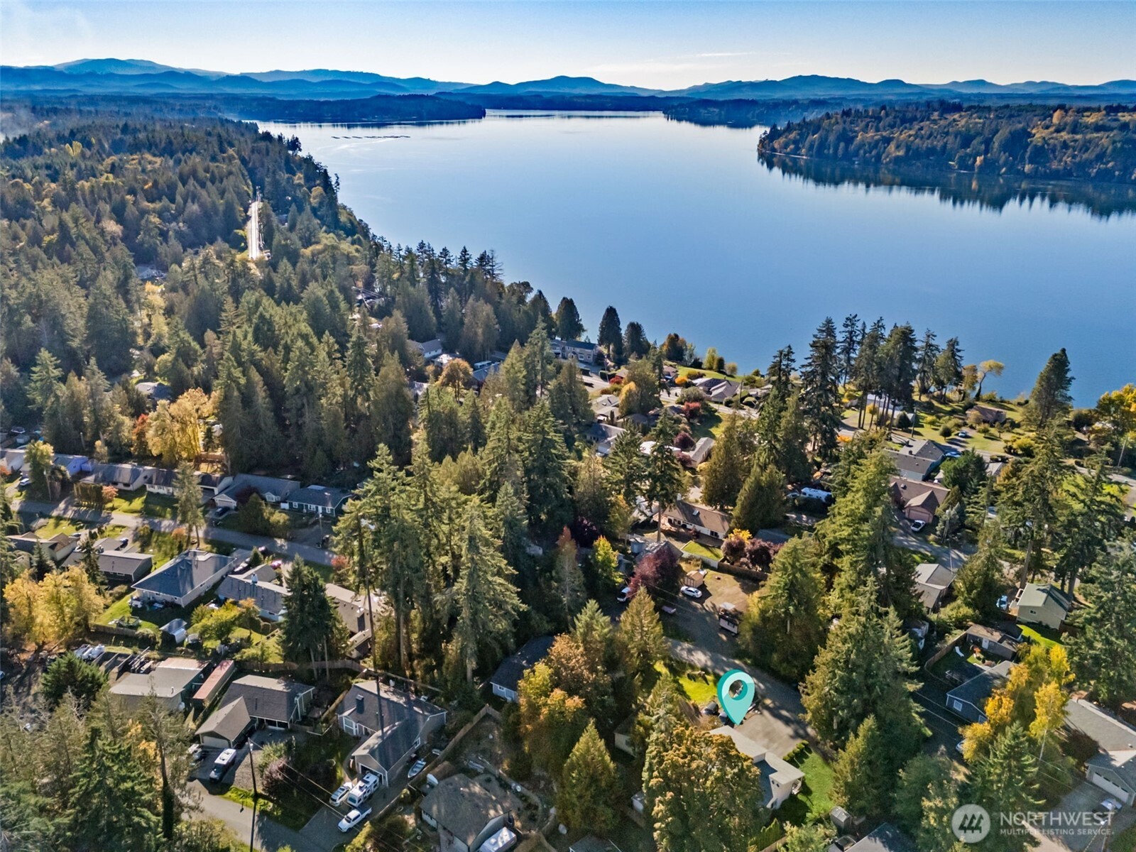 9828 Channel Drive NW