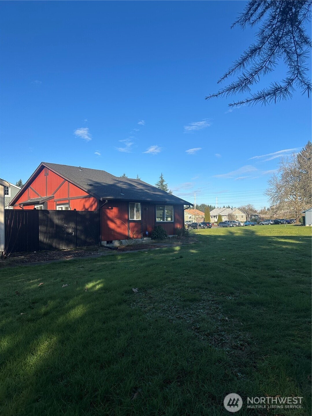 638 Bavarian Lane SE