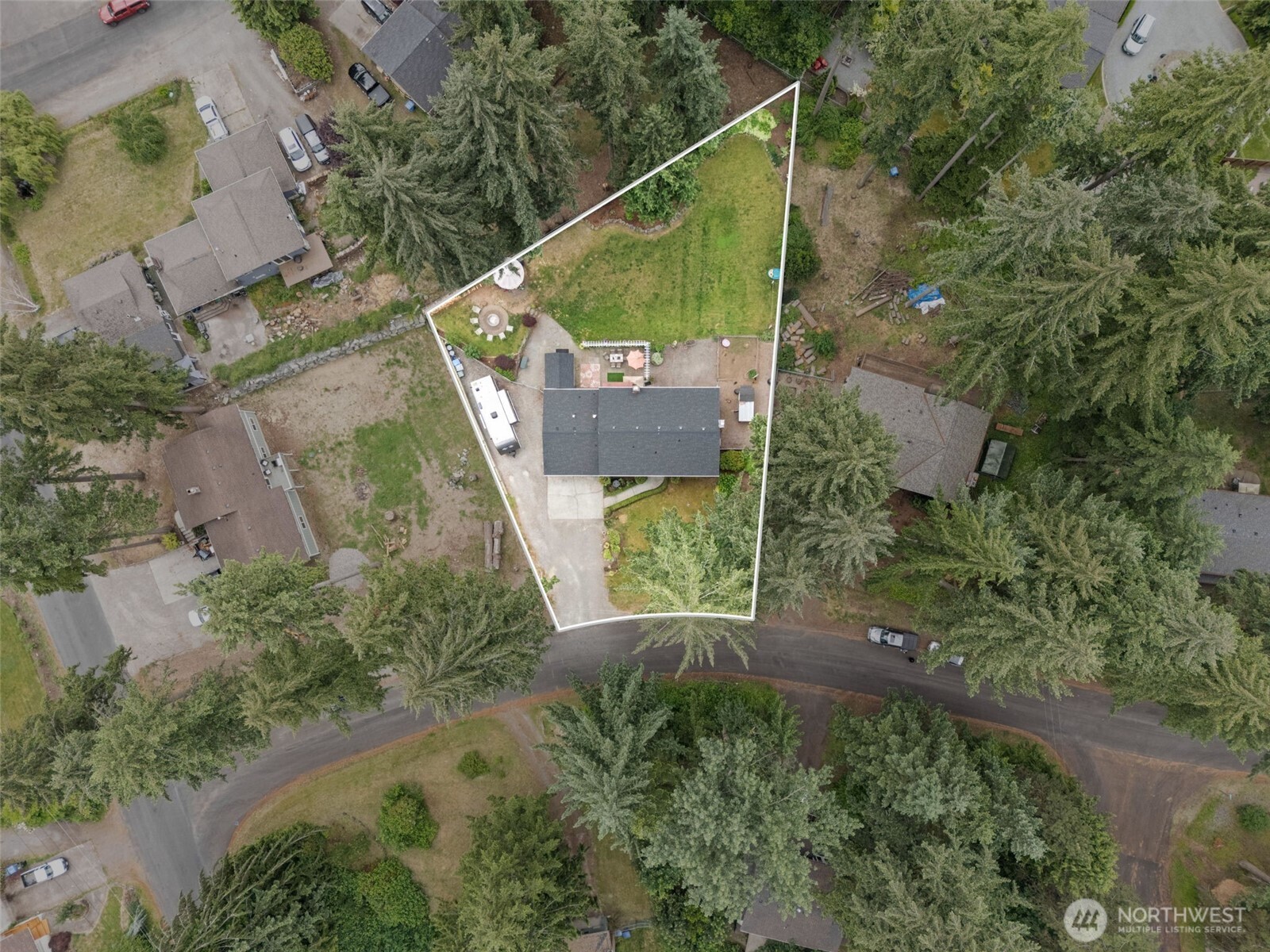 10910 149th Street E