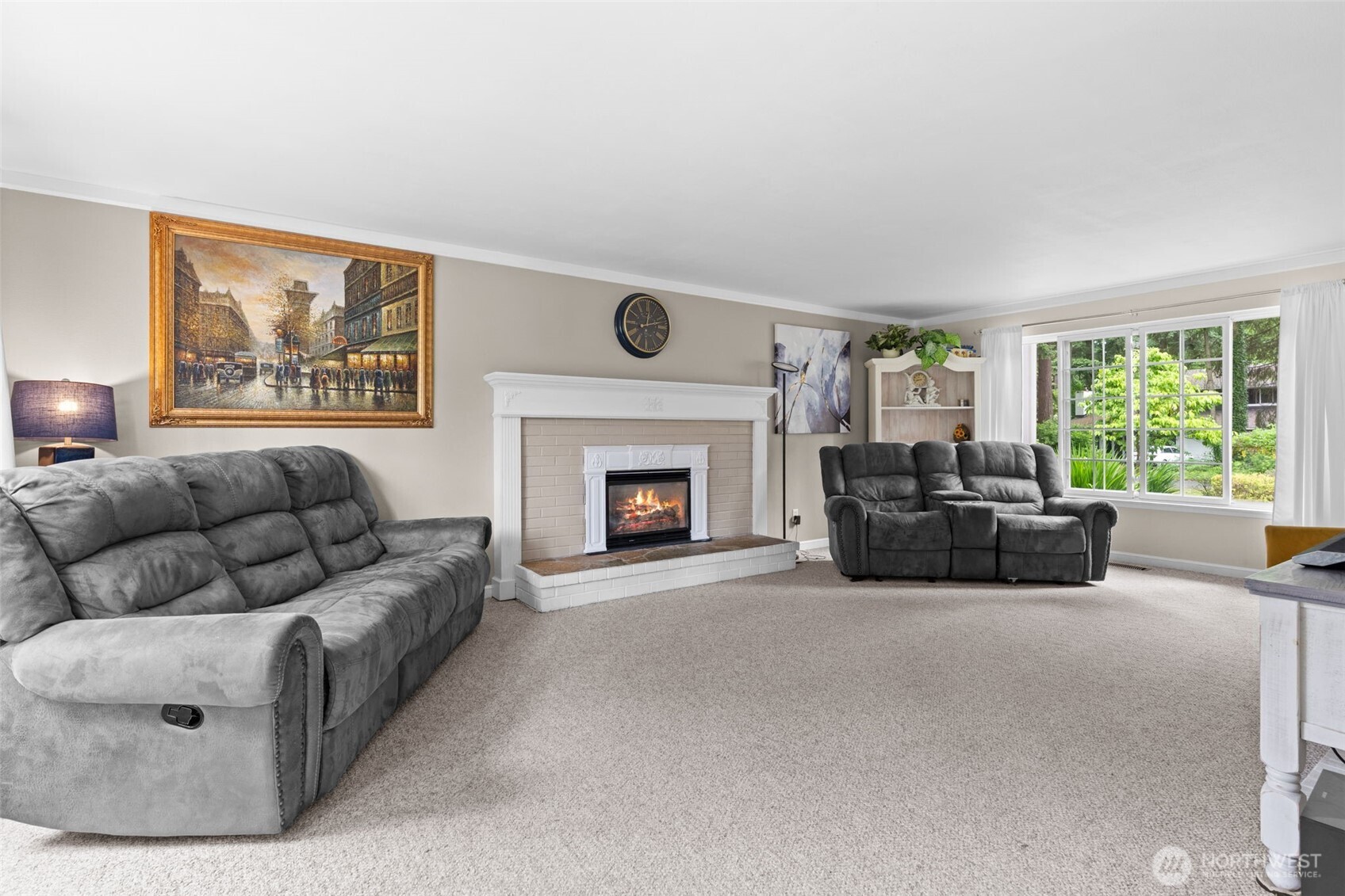 10910 149th Street E
