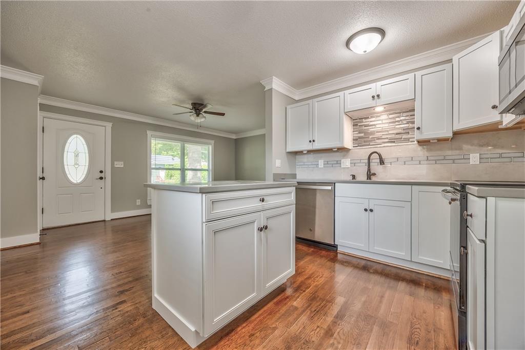 512 fairlane Road