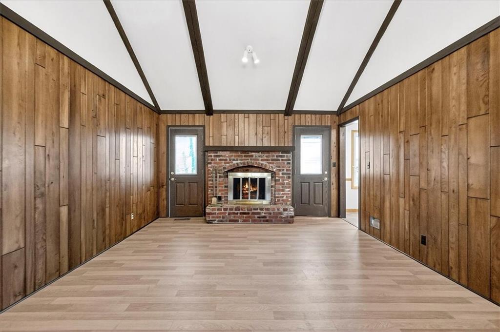 317 Valley Road