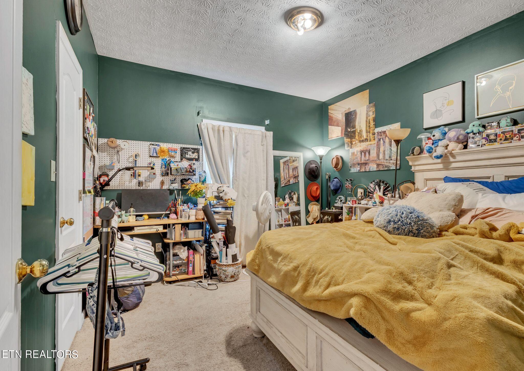 6917 Mount Royal Blvd