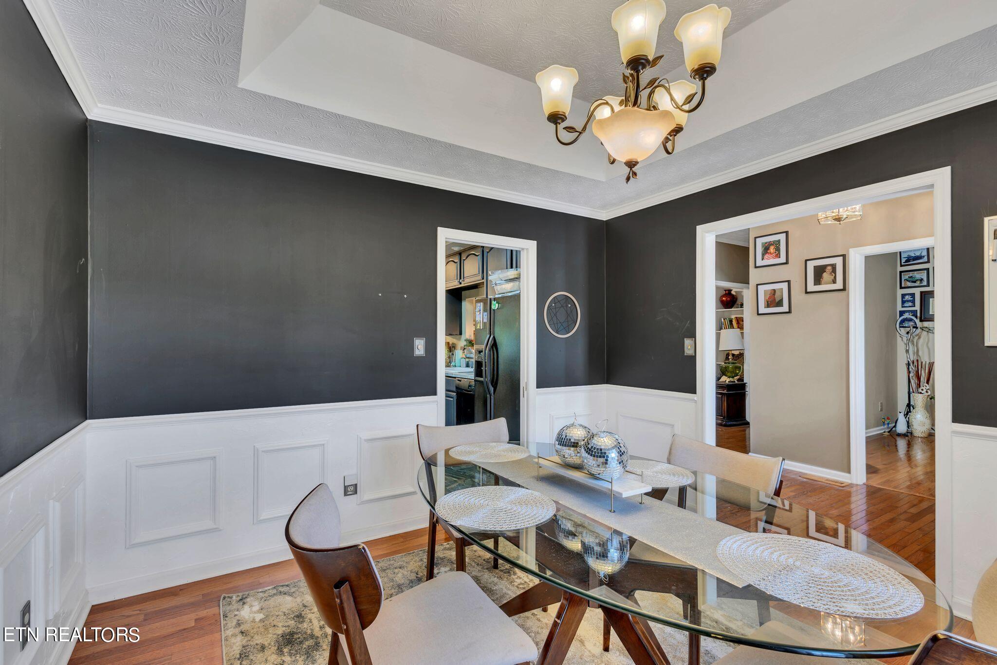 6917 Mount Royal Blvd