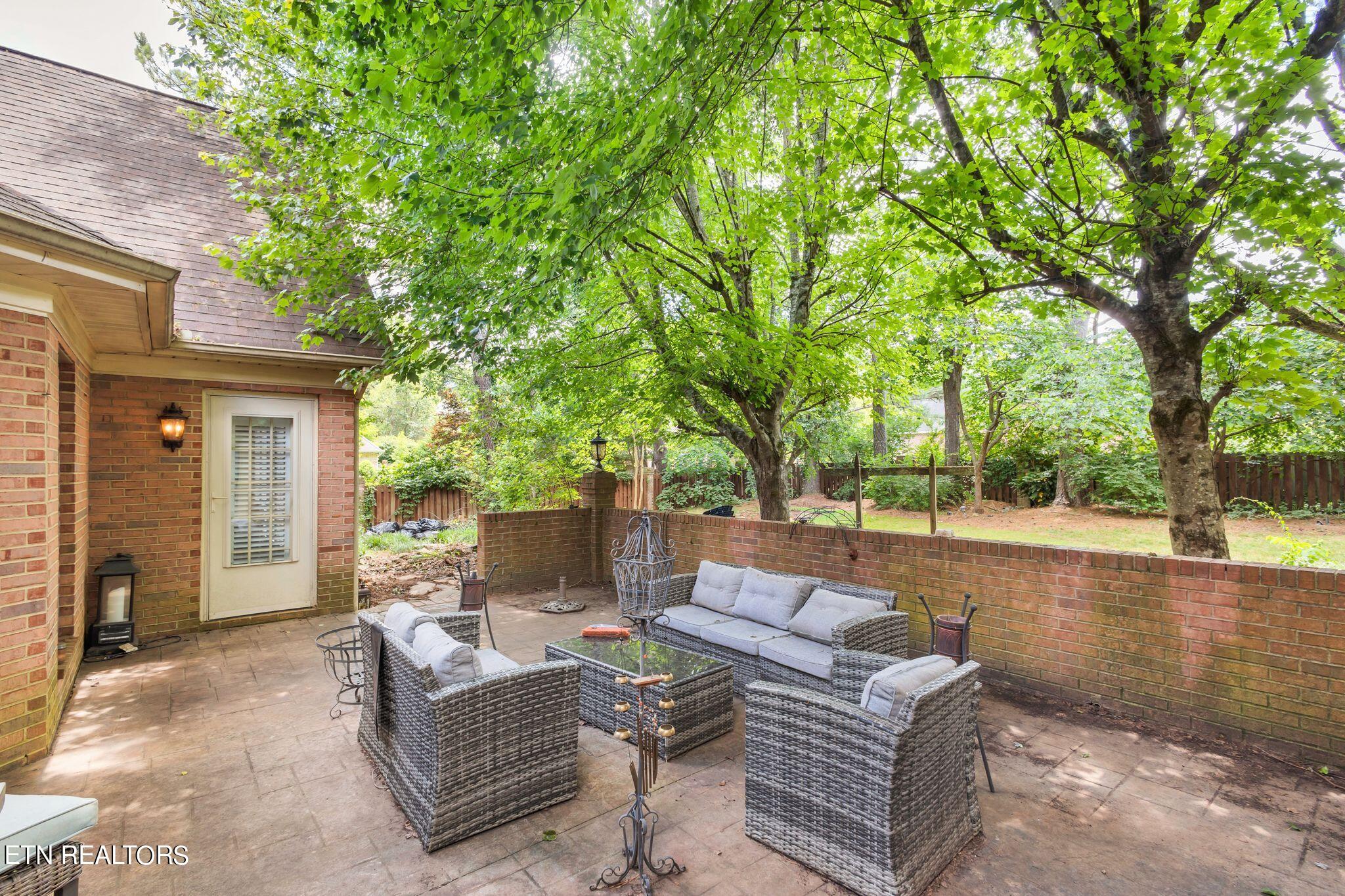 6917 Mount Royal Blvd