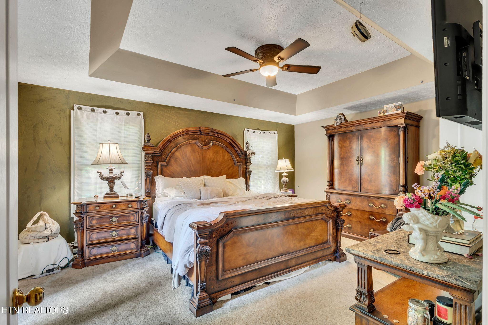 6917 Mount Royal Blvd