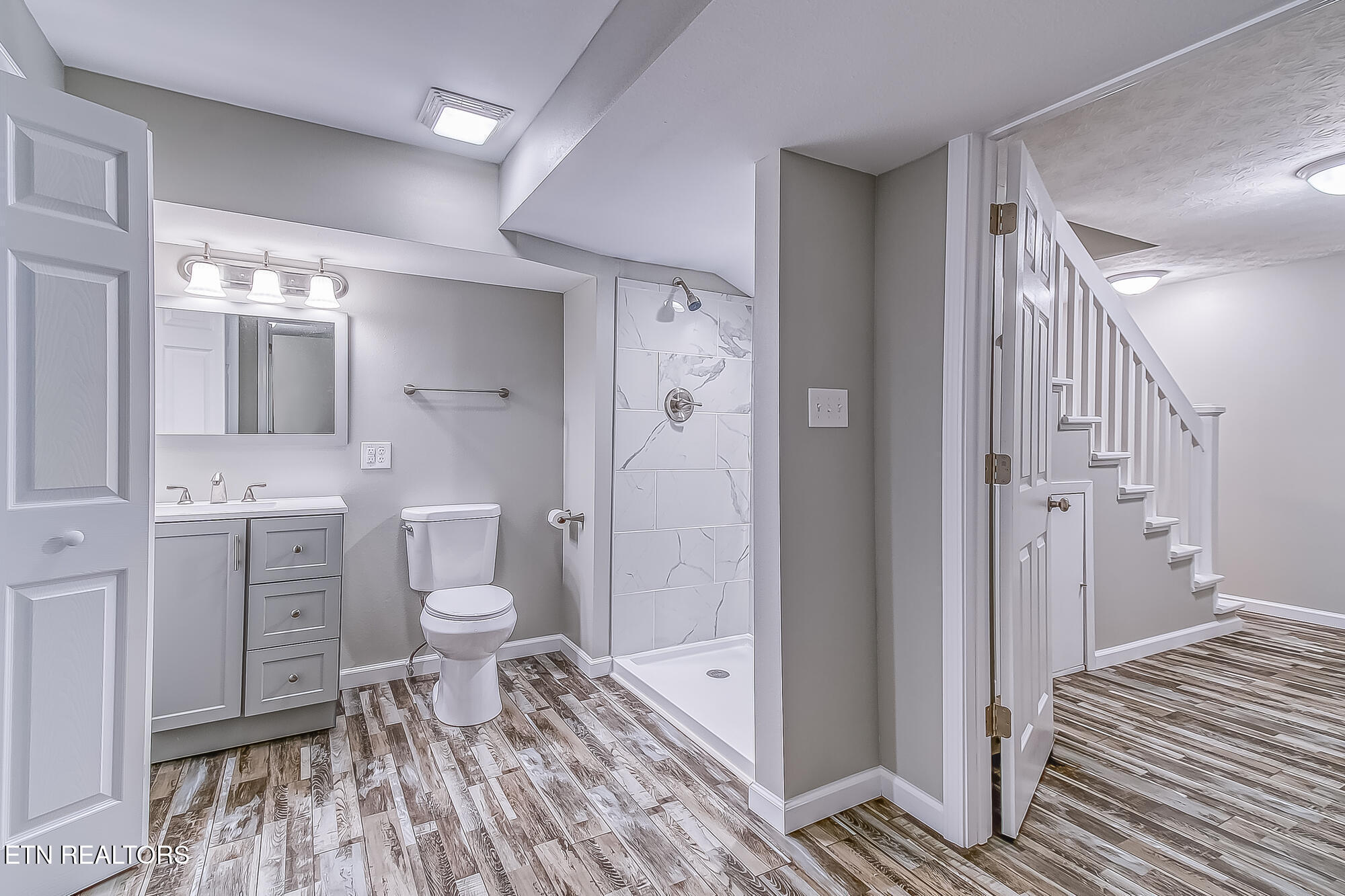 3114 Burning Log Lane