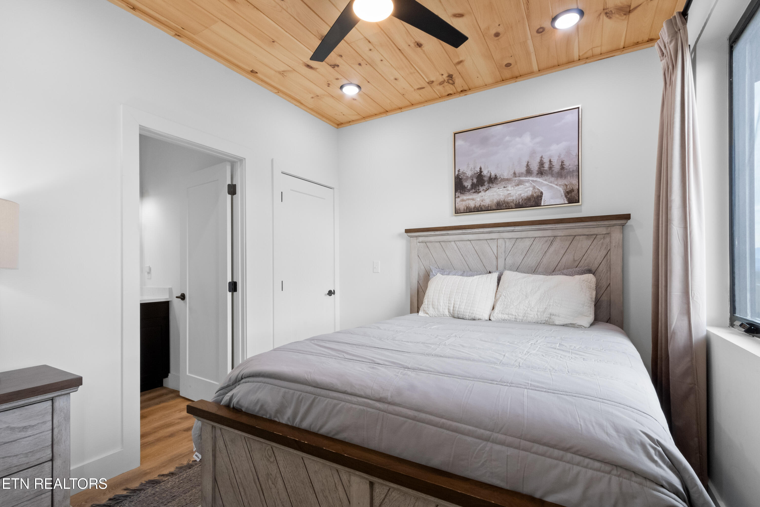 507 New Venture Way
