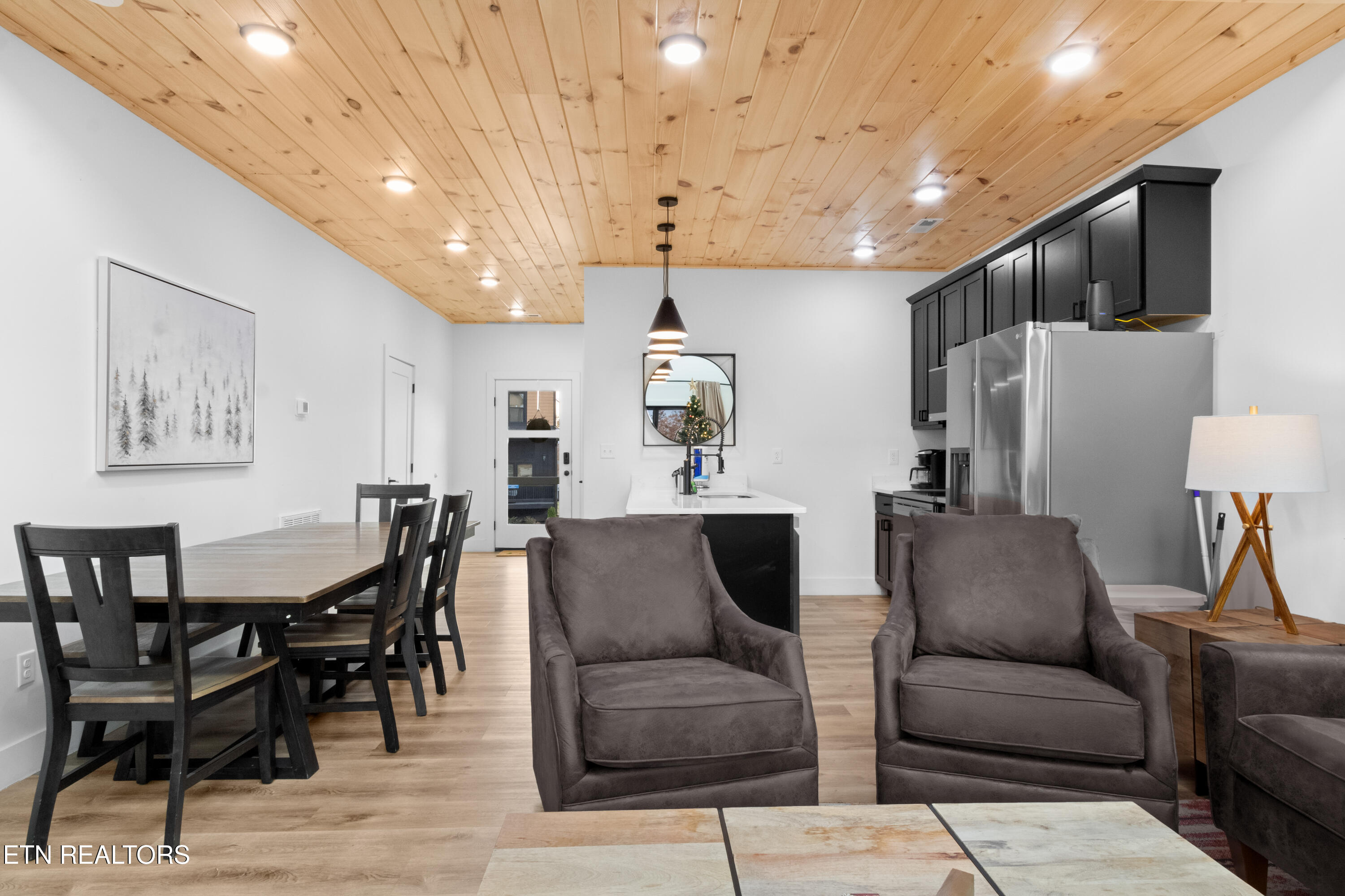 507 New Venture Way