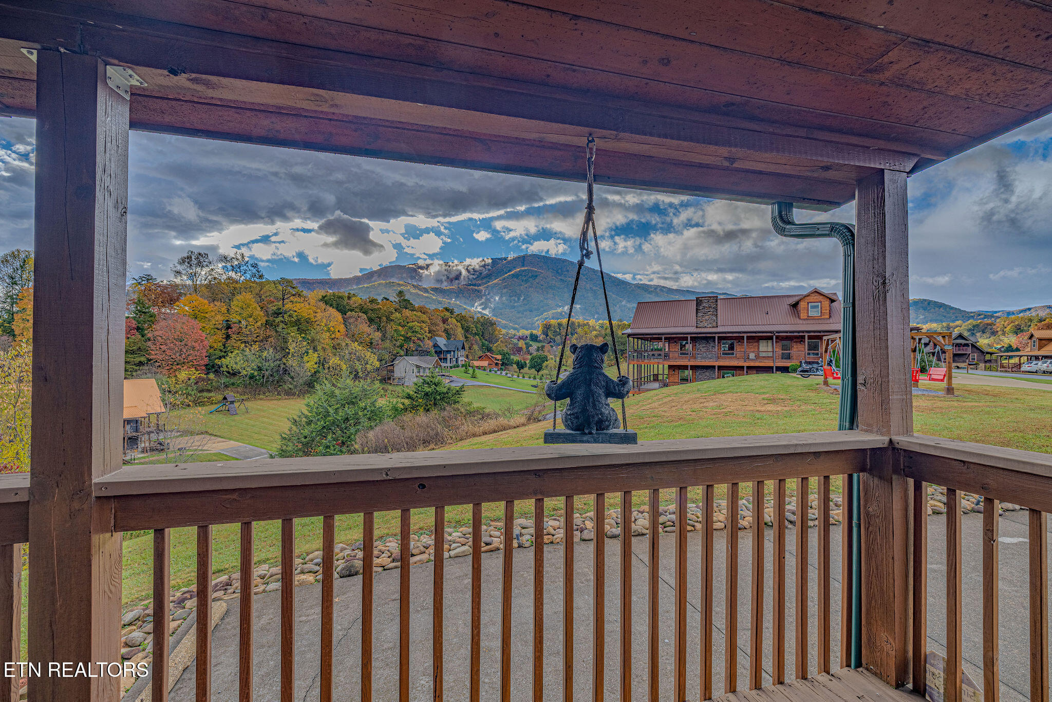 3452 Cove Meadows Dr