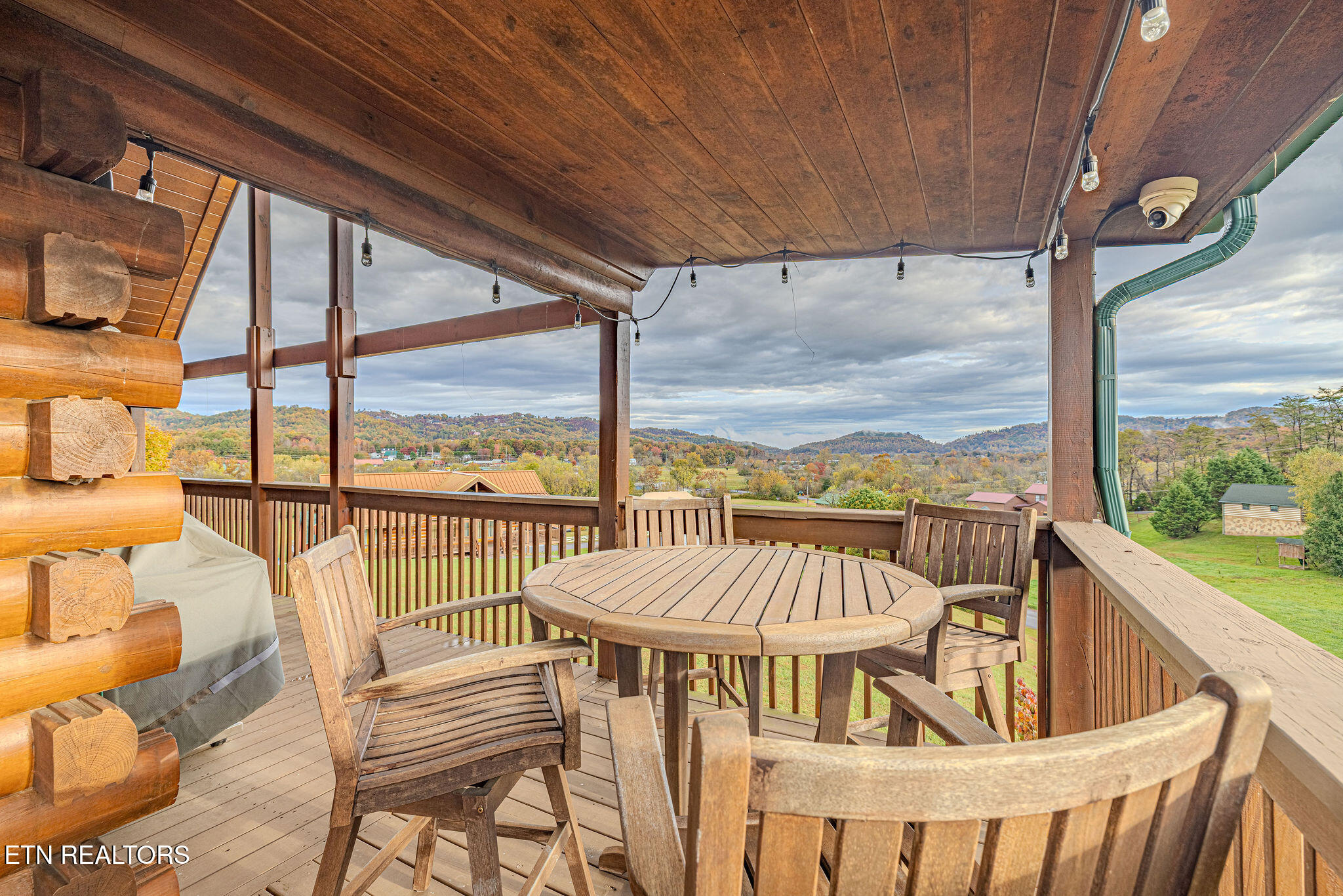 3452 Cove Meadows Dr