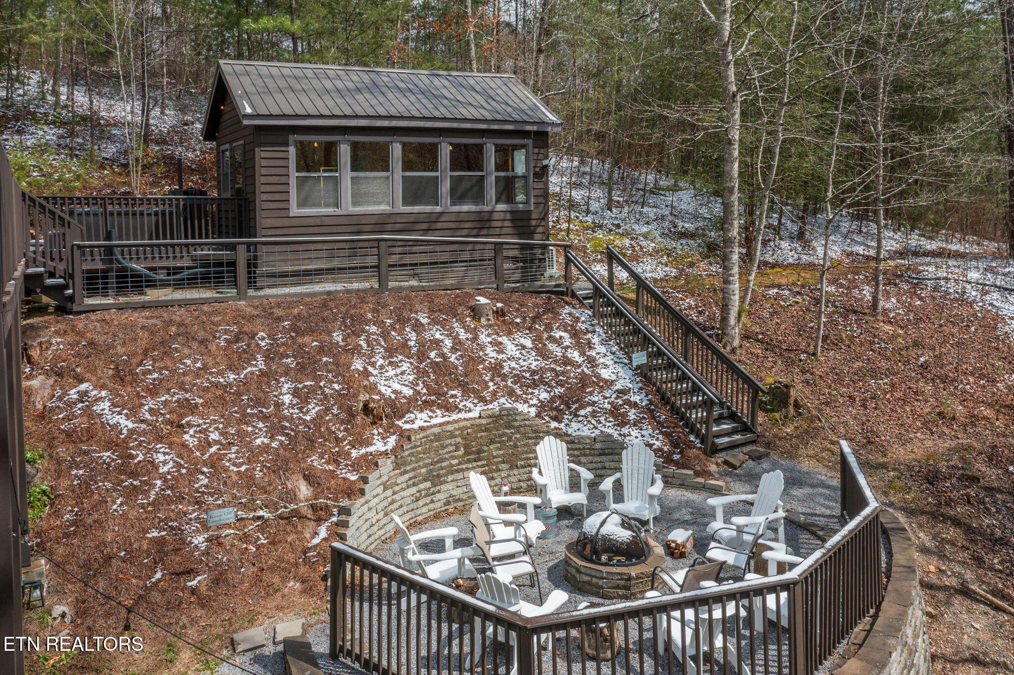 4037 Chamberlain Lane