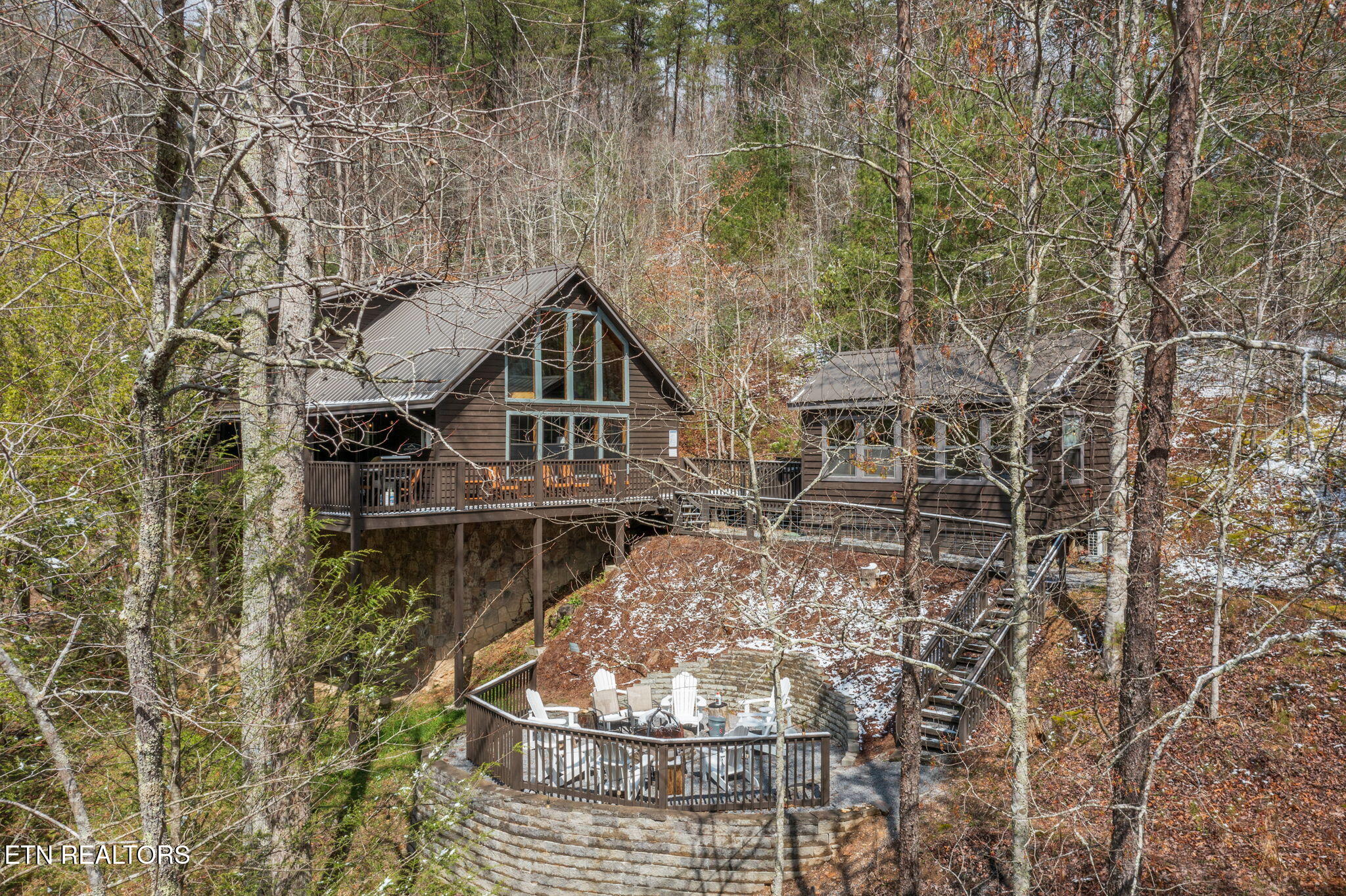 4037 Chamberlain Lane