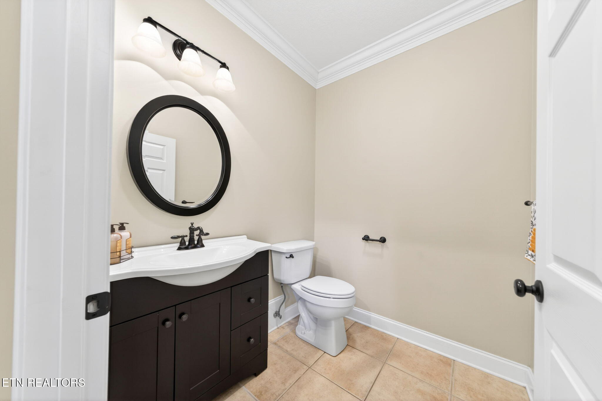 371 Pin Oak Drive