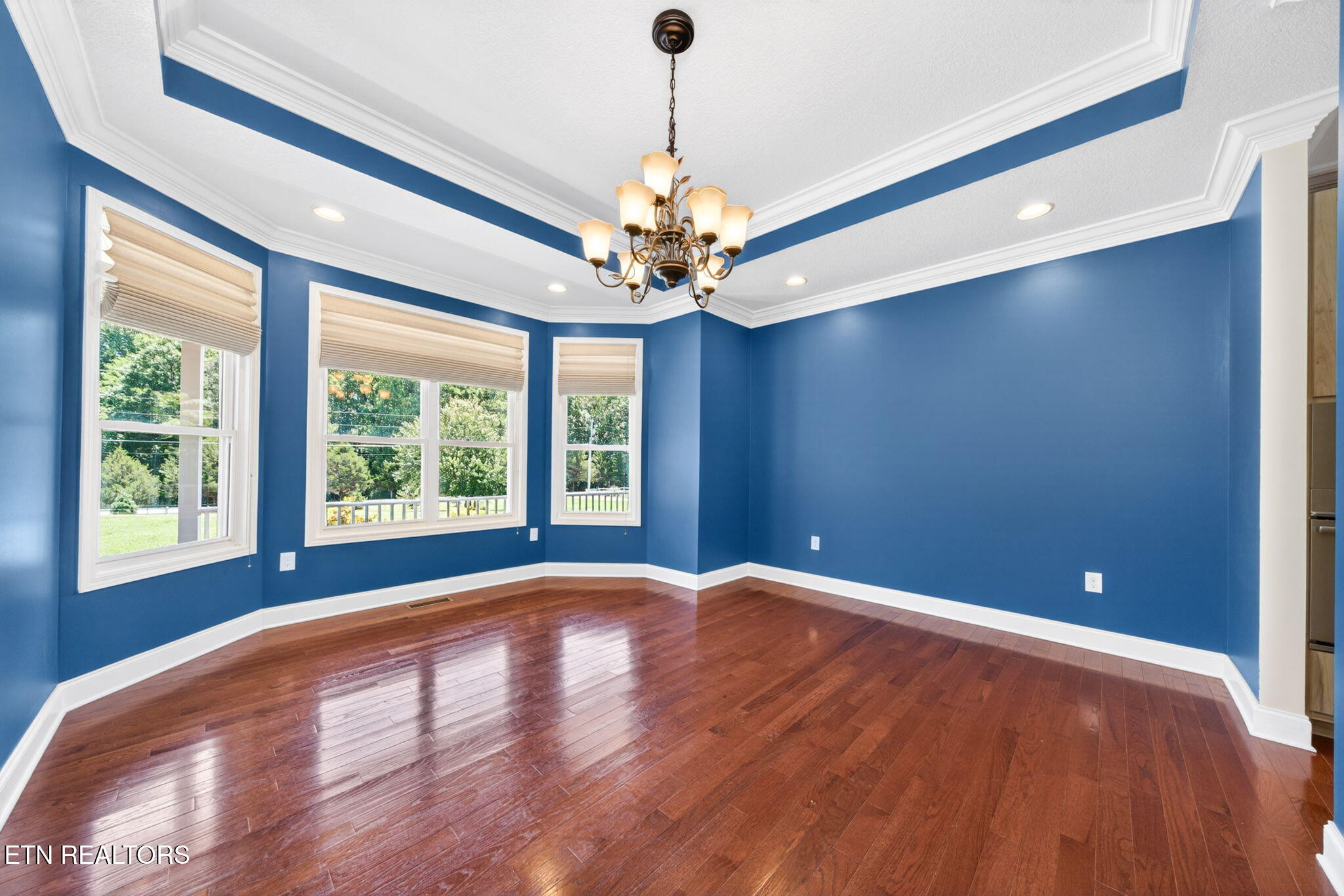 371 Pin Oak Drive