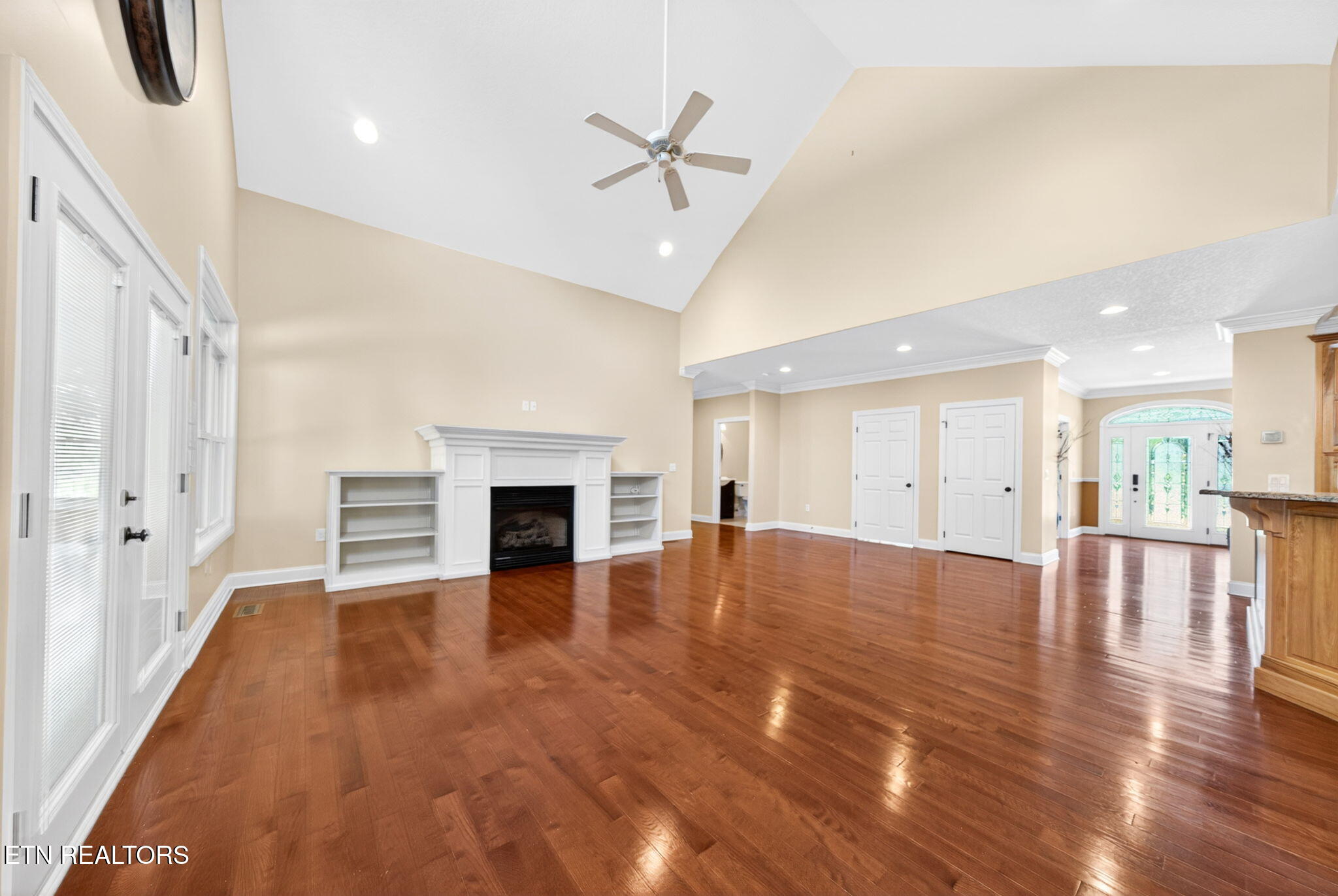 371 Pin Oak Drive