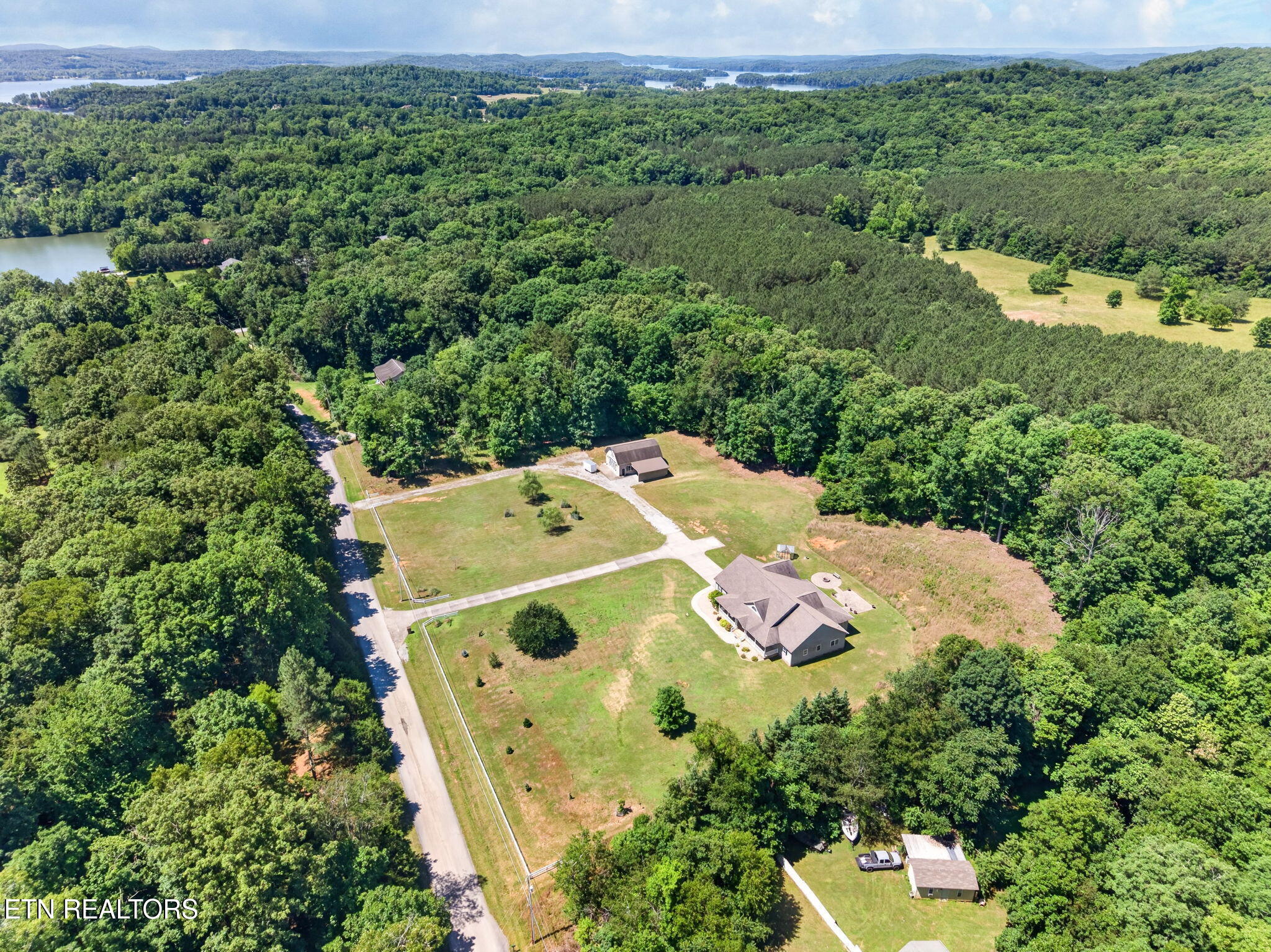 371 Pin Oak Drive