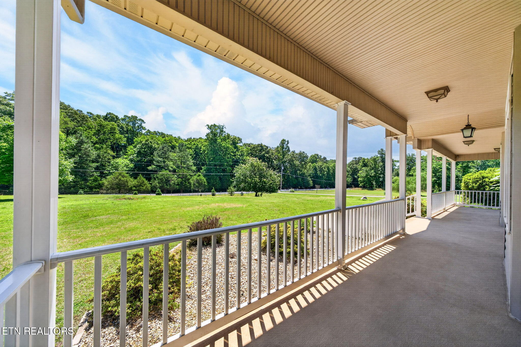 371 Pin Oak Drive