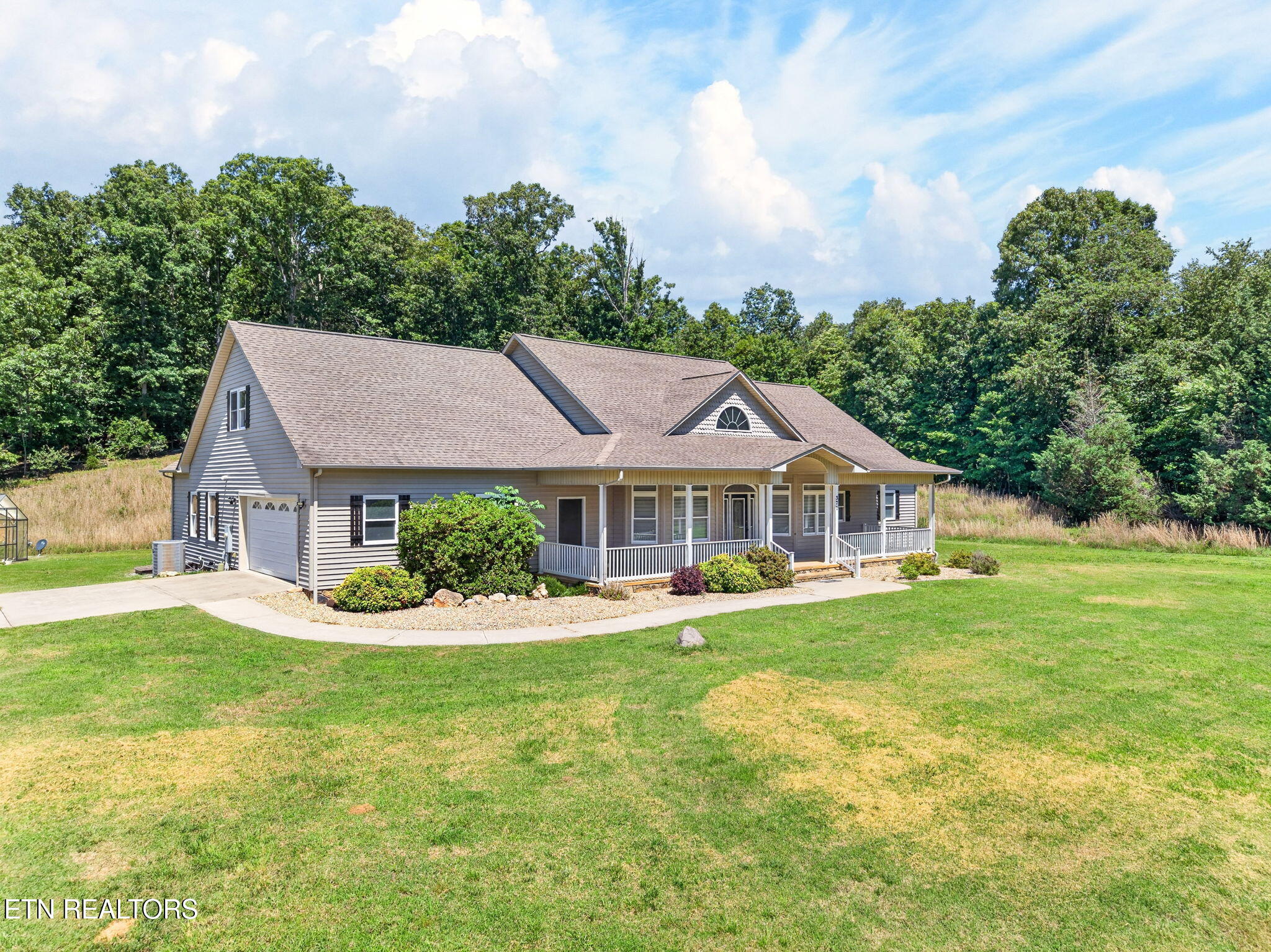 371 Pin Oak Drive
