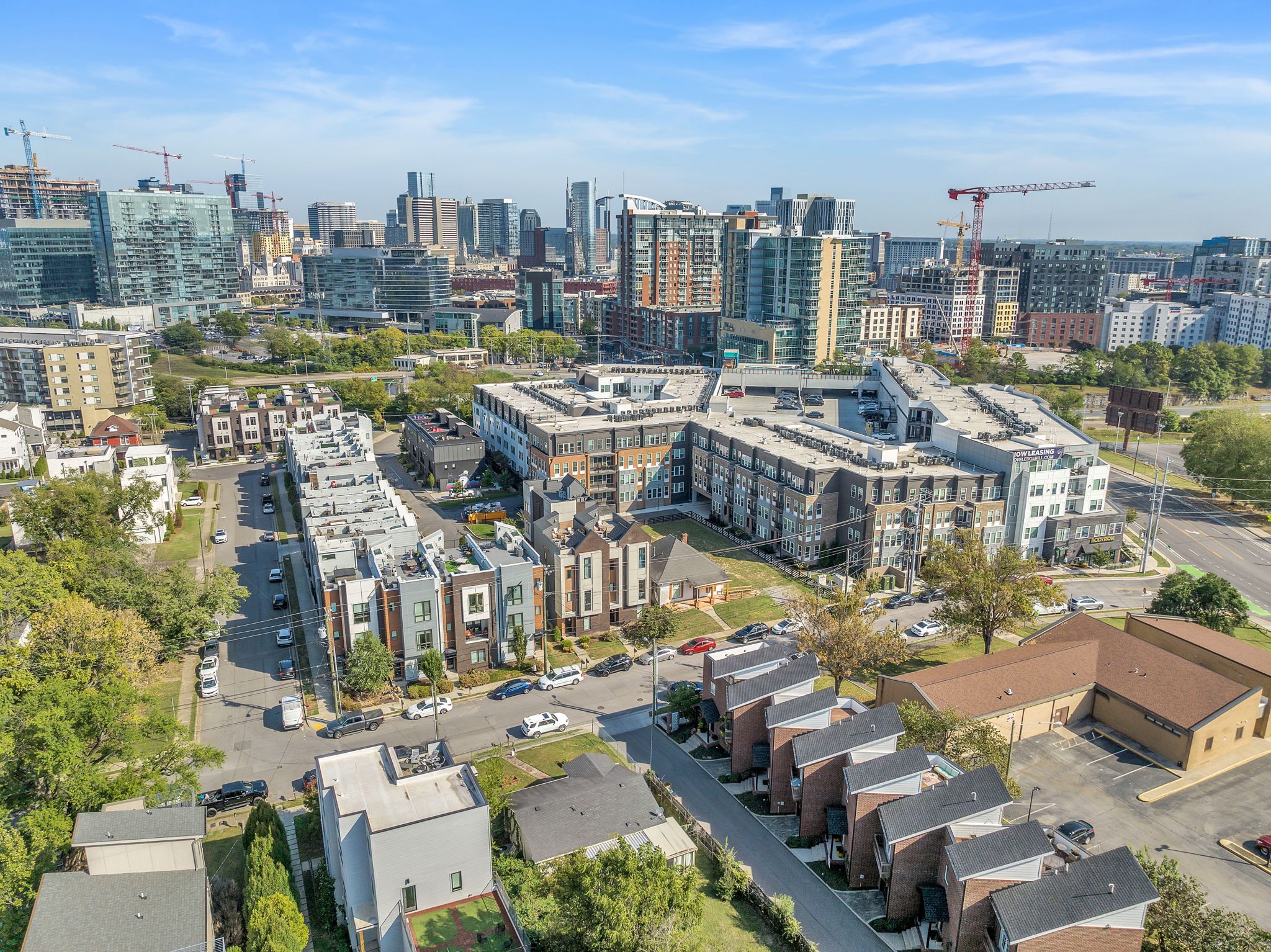1209 Hawkins St Unit: 2
