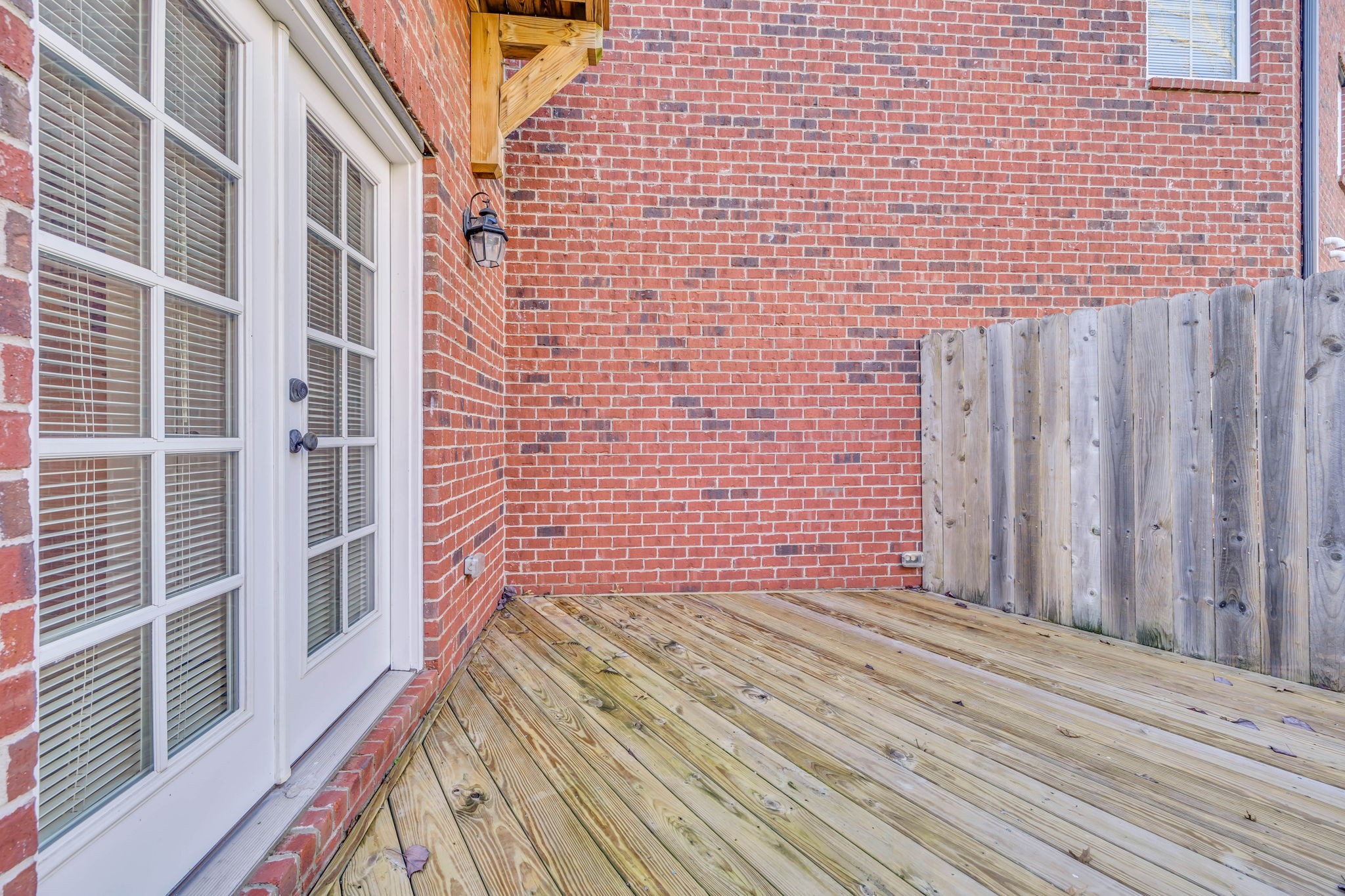 1209 Hawkins St Unit: 2