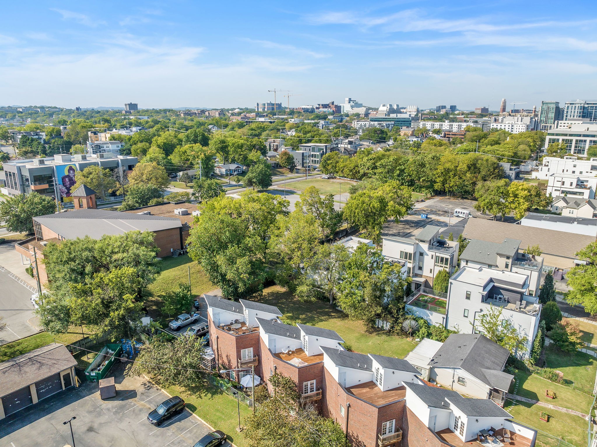 1209 Hawkins St Unit: 2