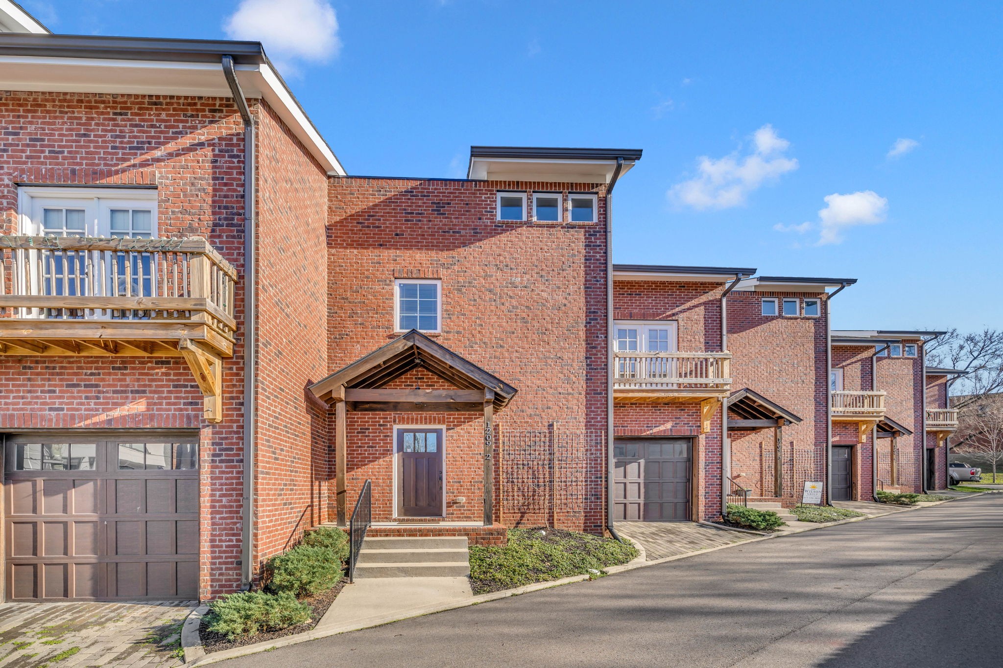 1209 Hawkins St Unit: 2
