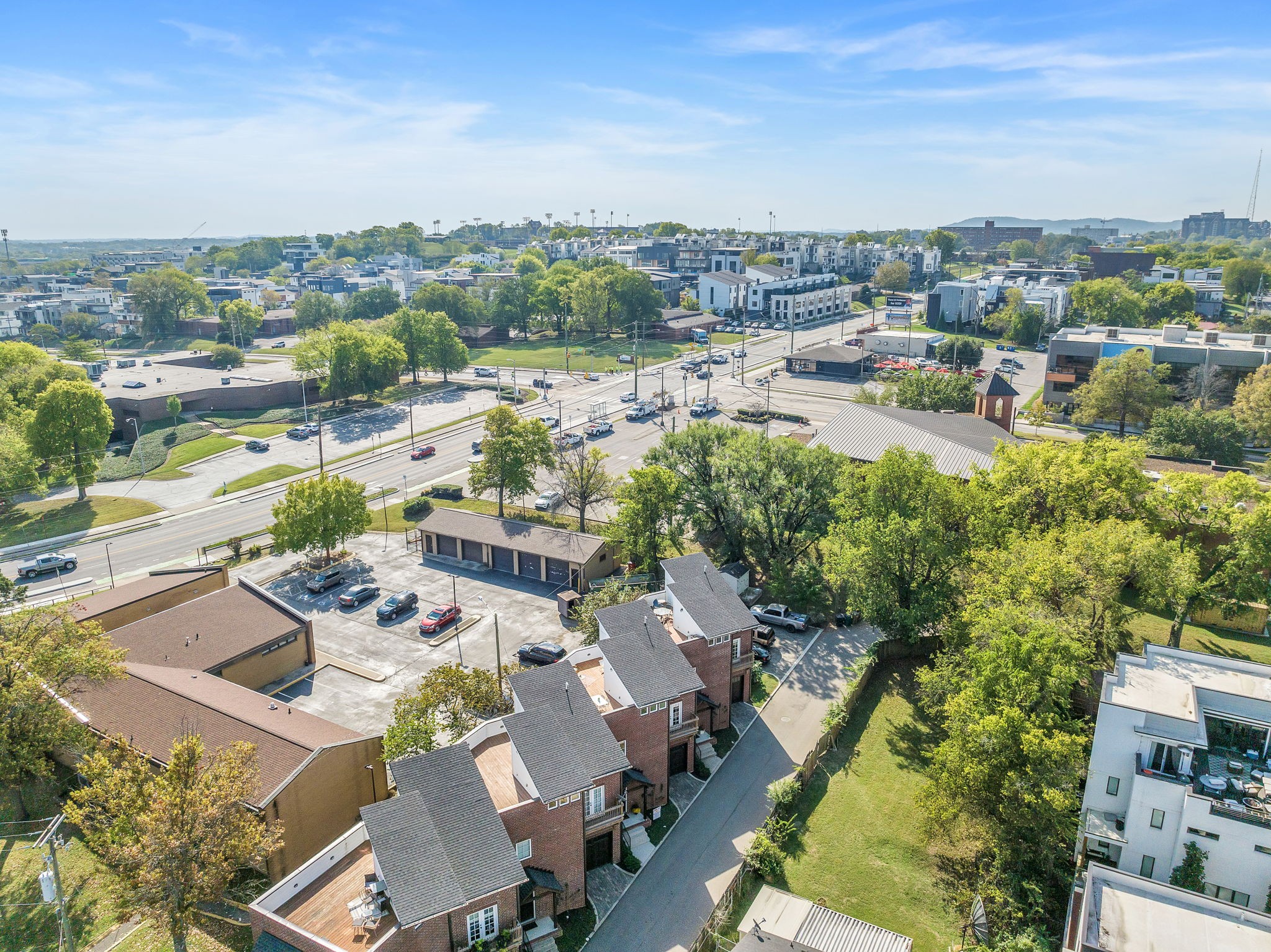 1209 Hawkins St Unit: 2
