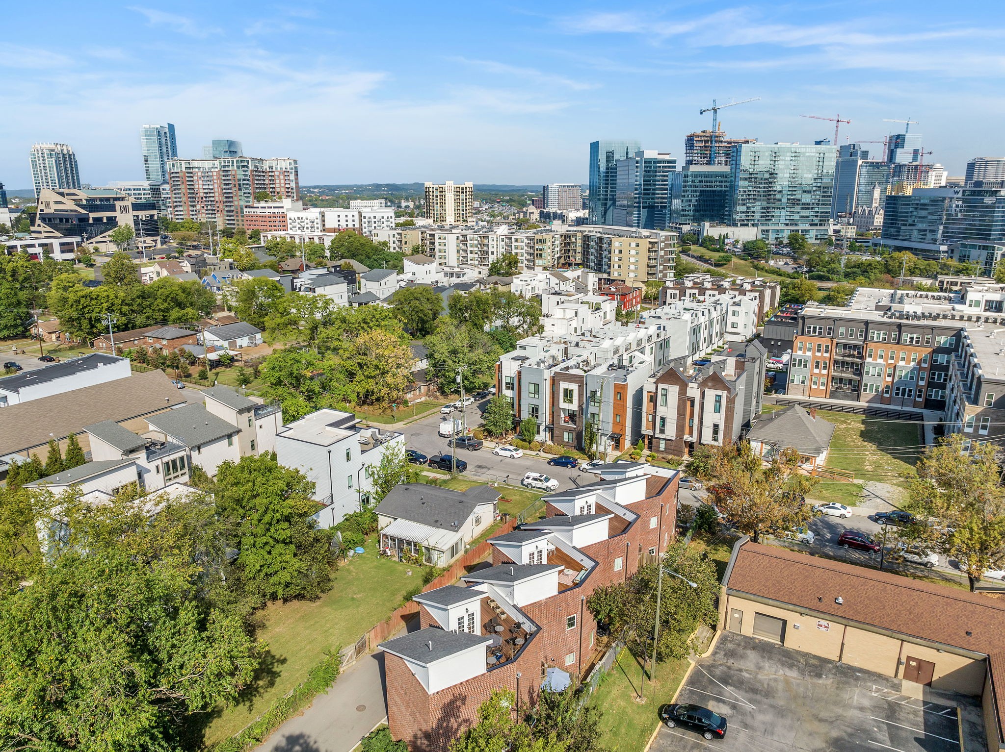 1209 Hawkins St Unit: 2