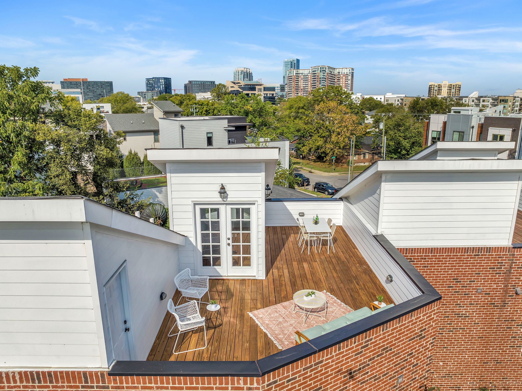 1209 Hawkins St Unit: 2