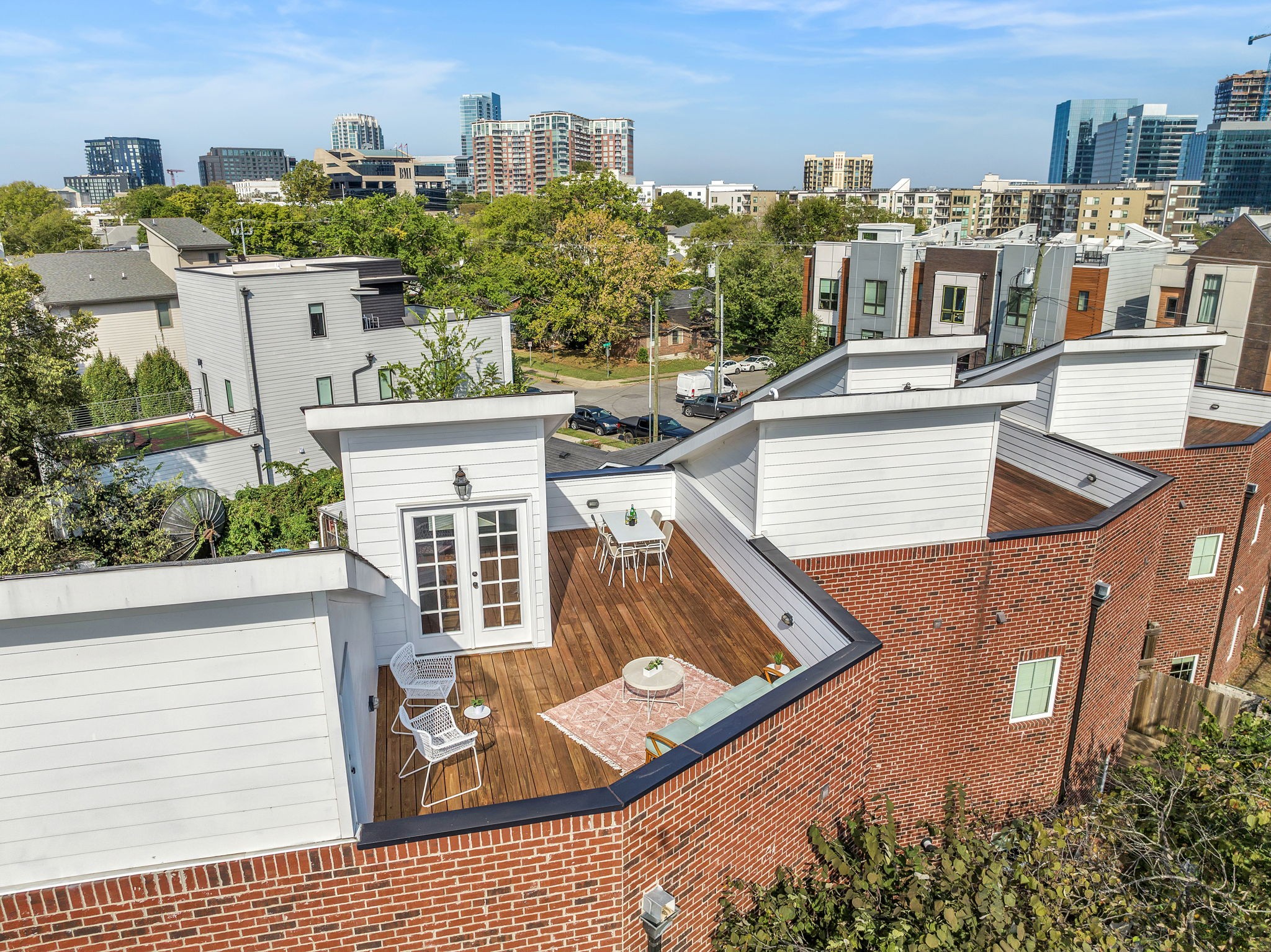 1209 Hawkins St Unit: 2