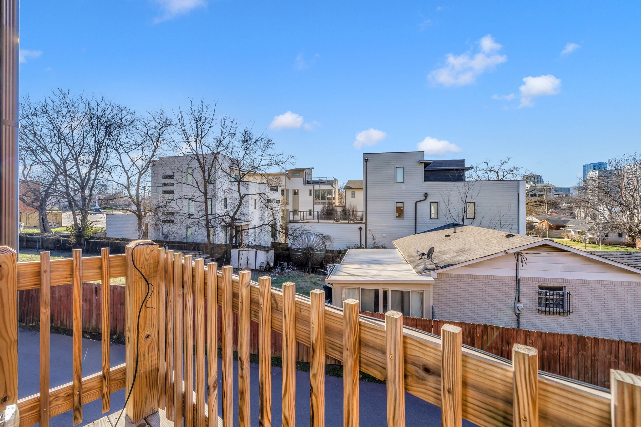 1209 Hawkins St Unit: 2