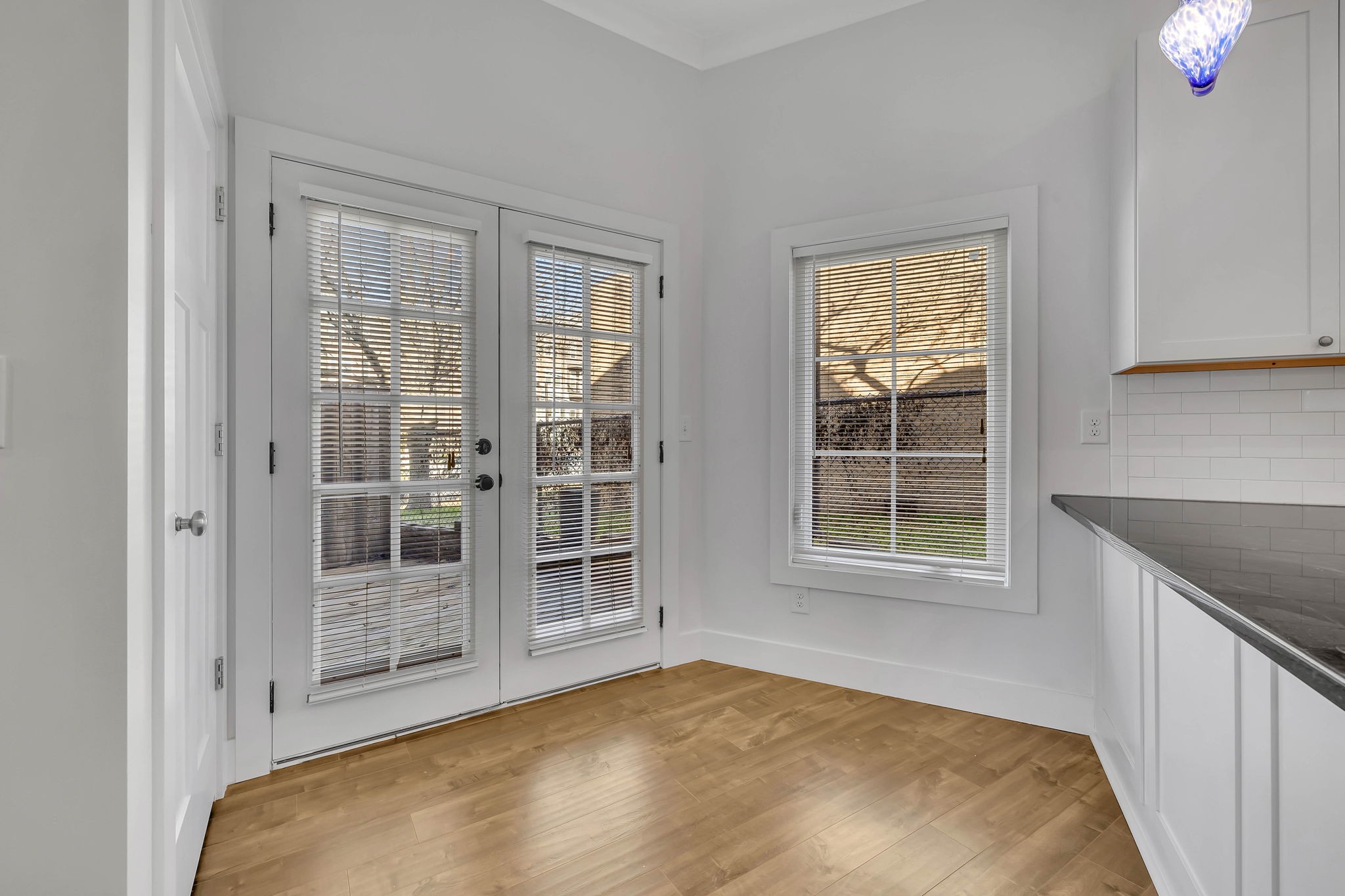 1209 Hawkins St Unit: 2