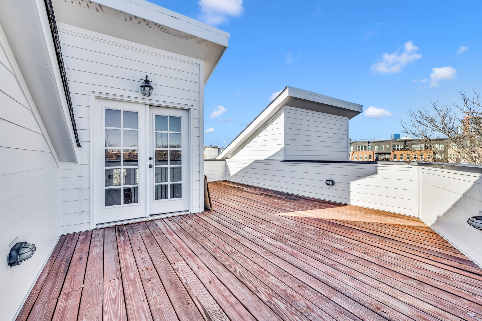 1209 Hawkins St Unit: 2