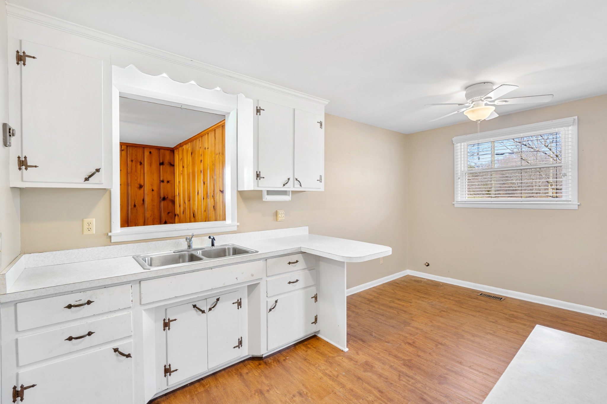 6195 Clarksville Pike