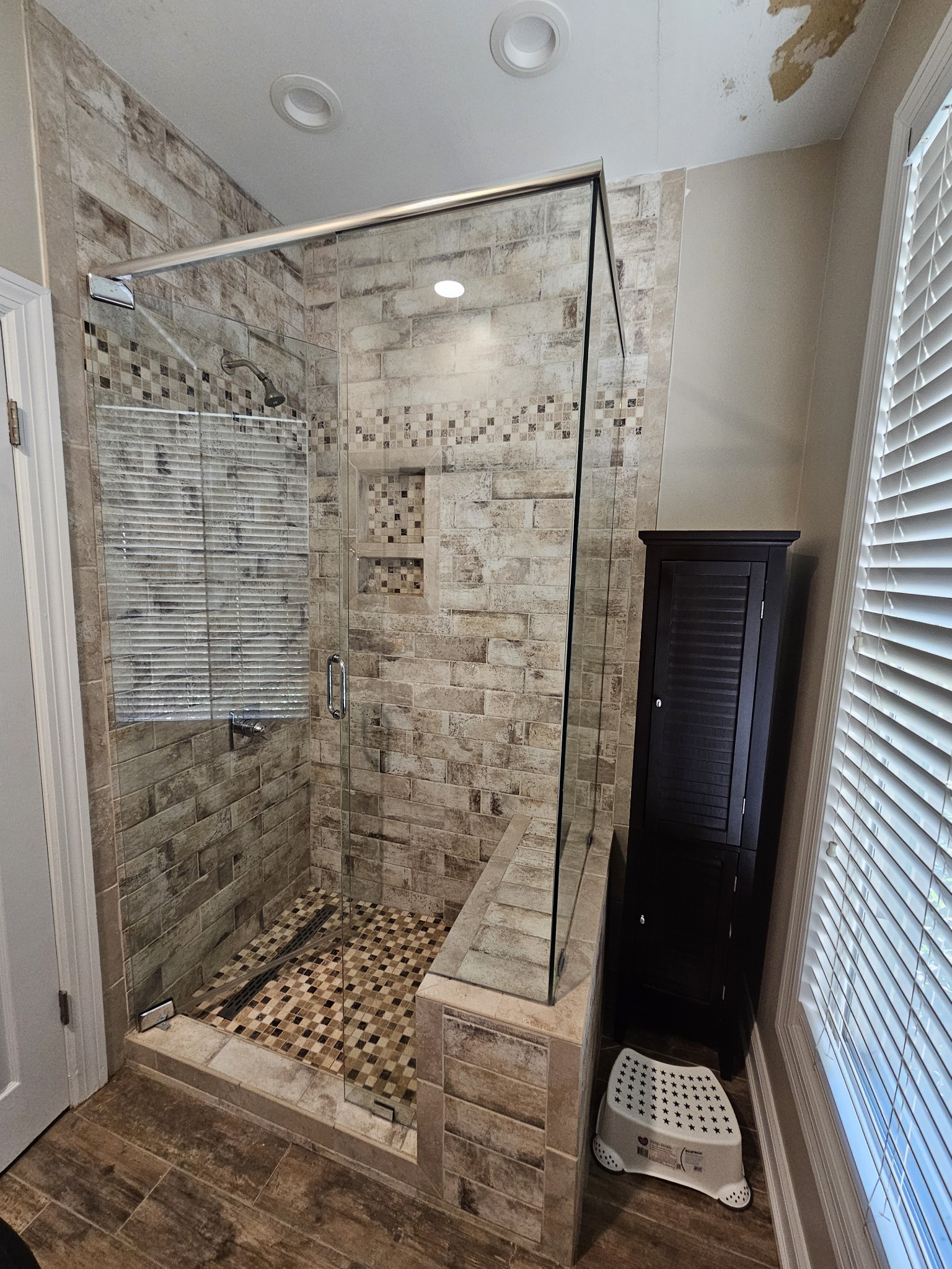 714 N Rutherford Blvd