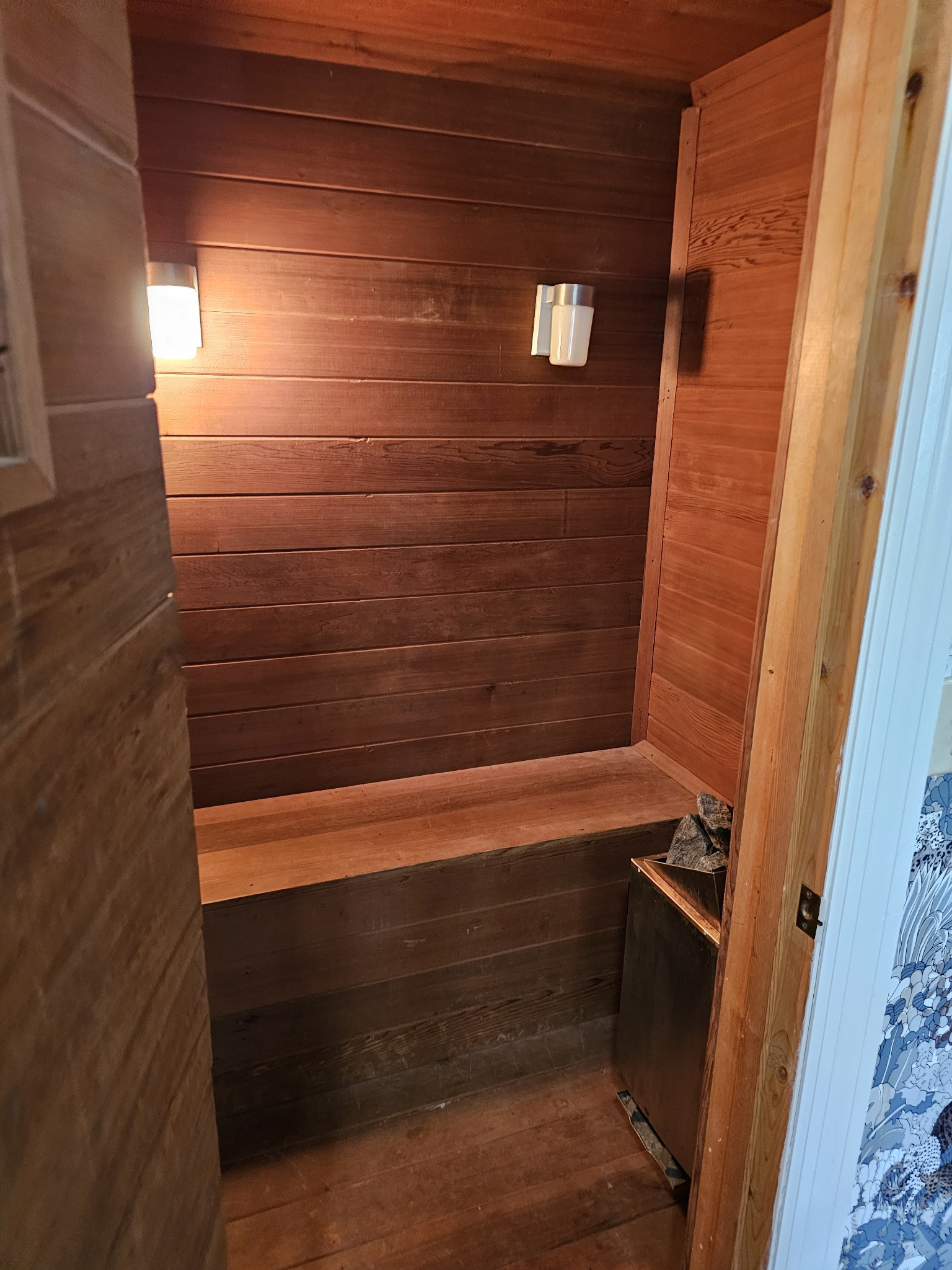 714 N Rutherford Blvd