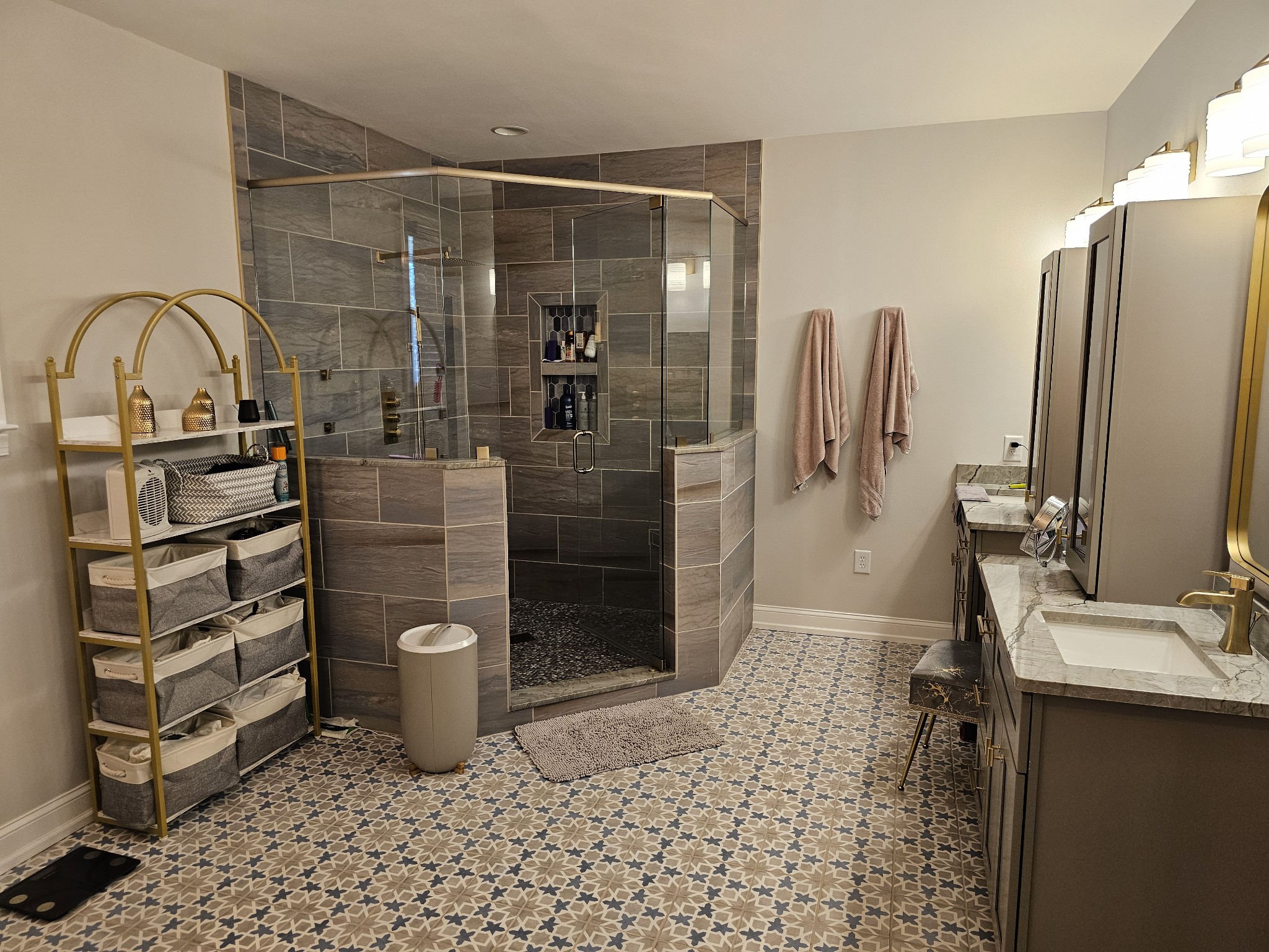 714 N Rutherford Blvd