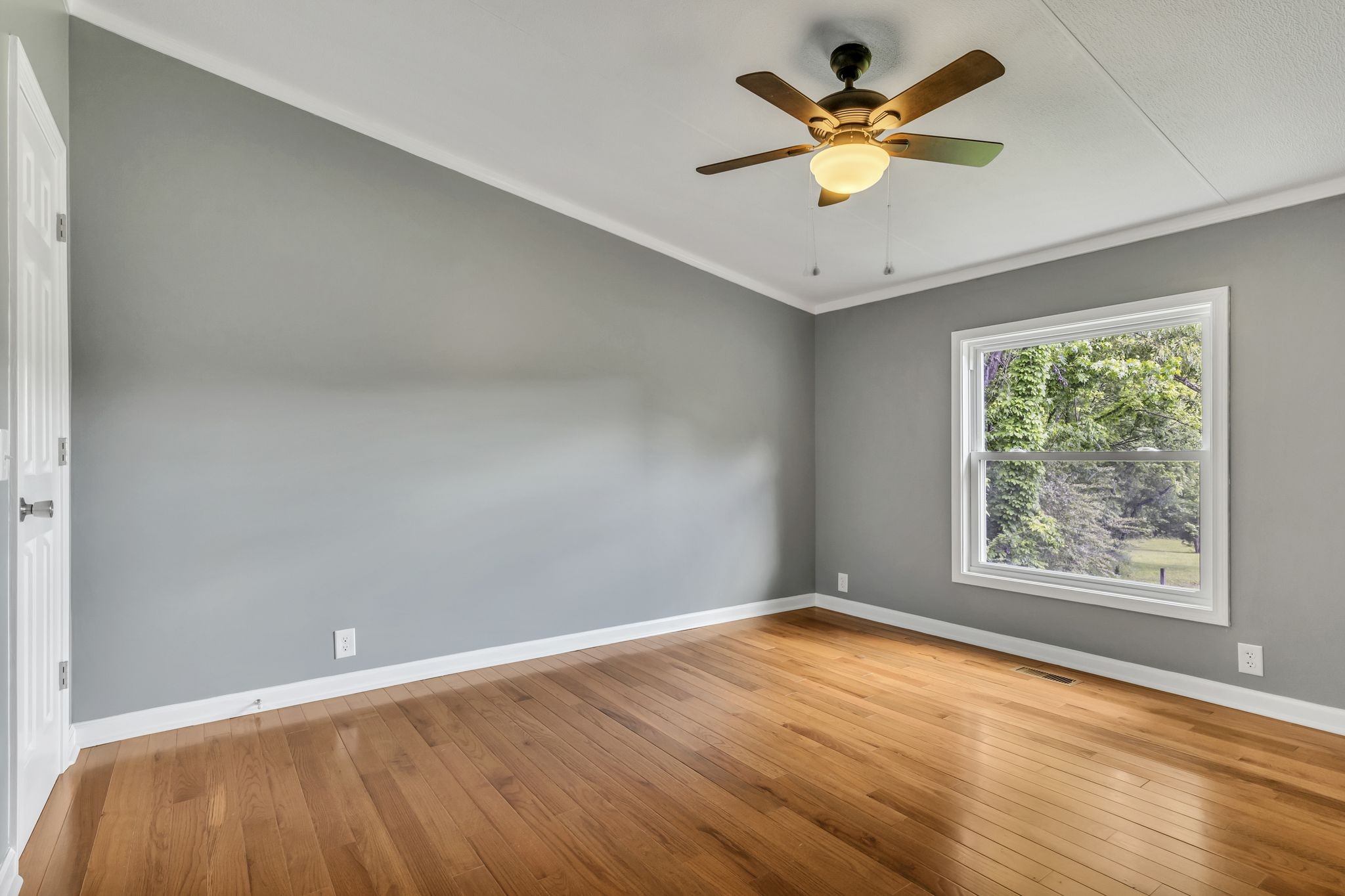 1114 John Shores Rd
