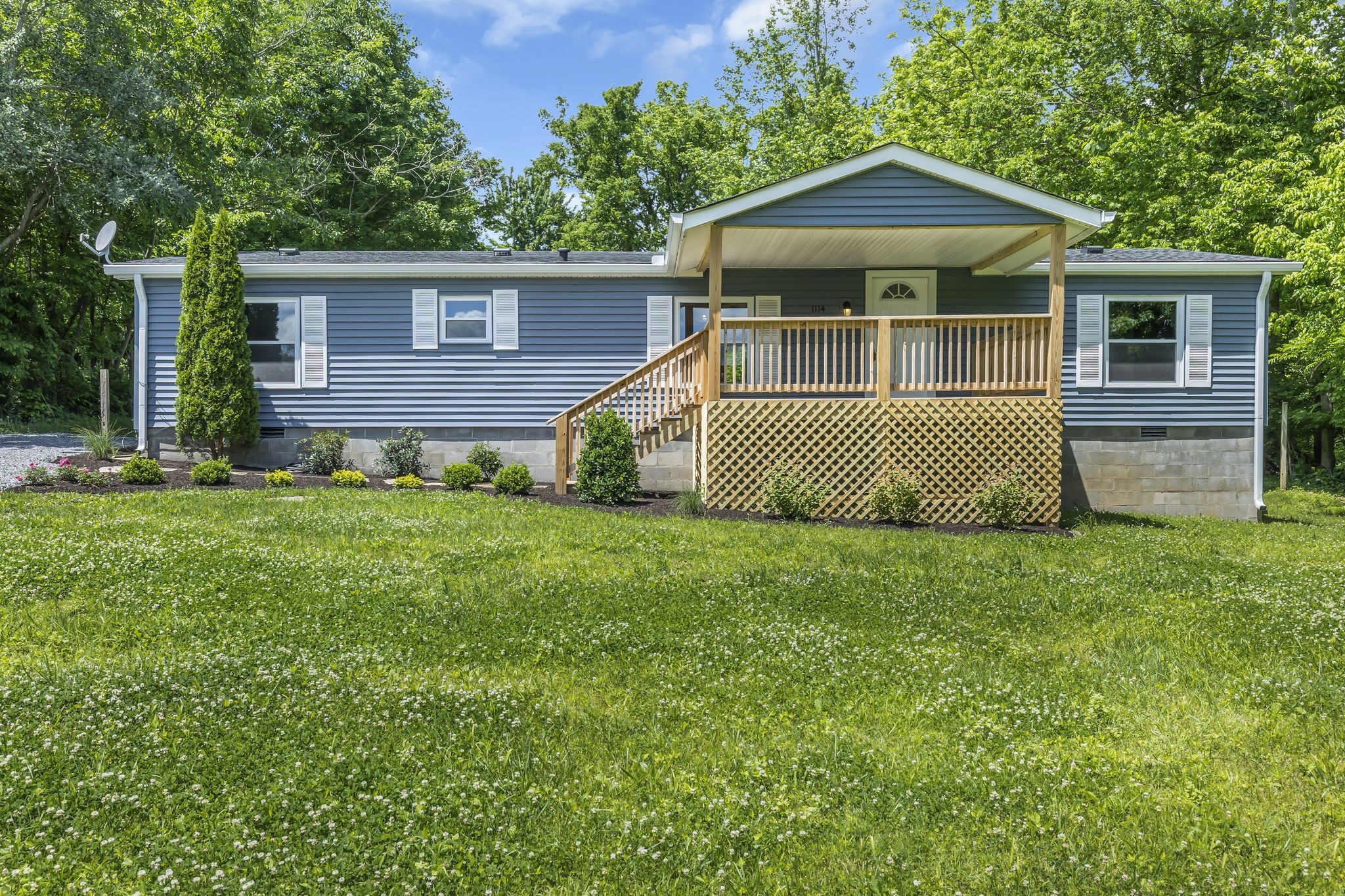 1114 John Shores Rd