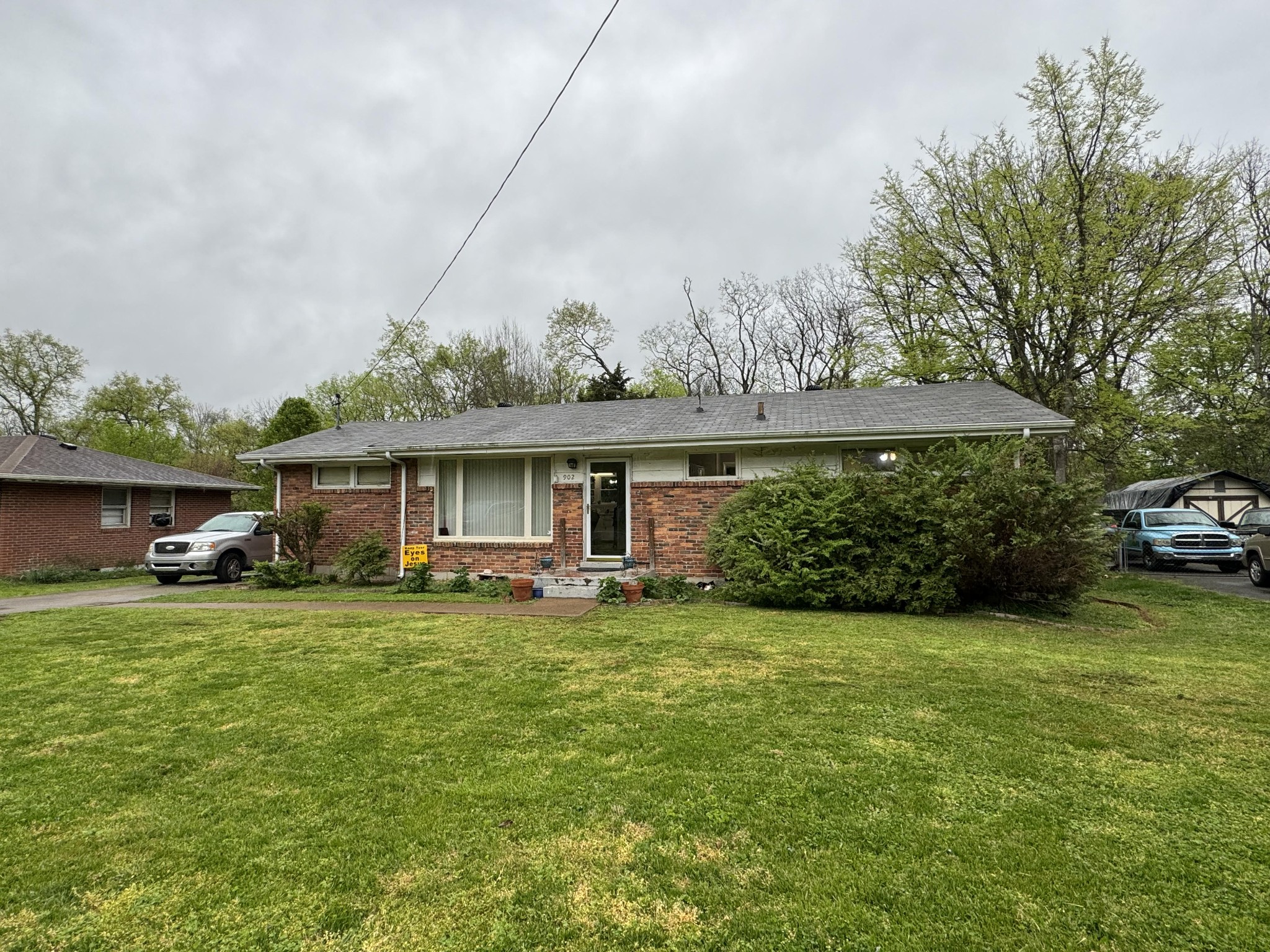 902 Tuckahoe Dr