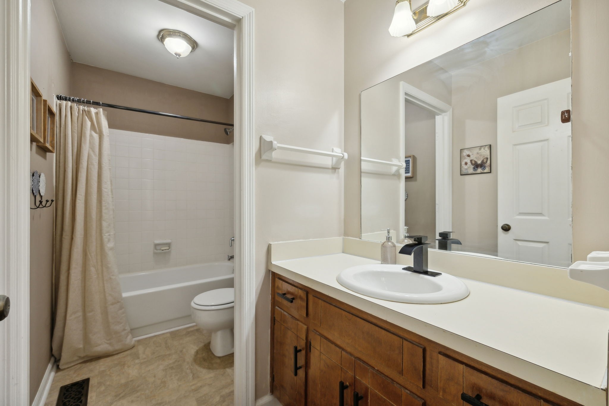 3249 Priest Woods Dr