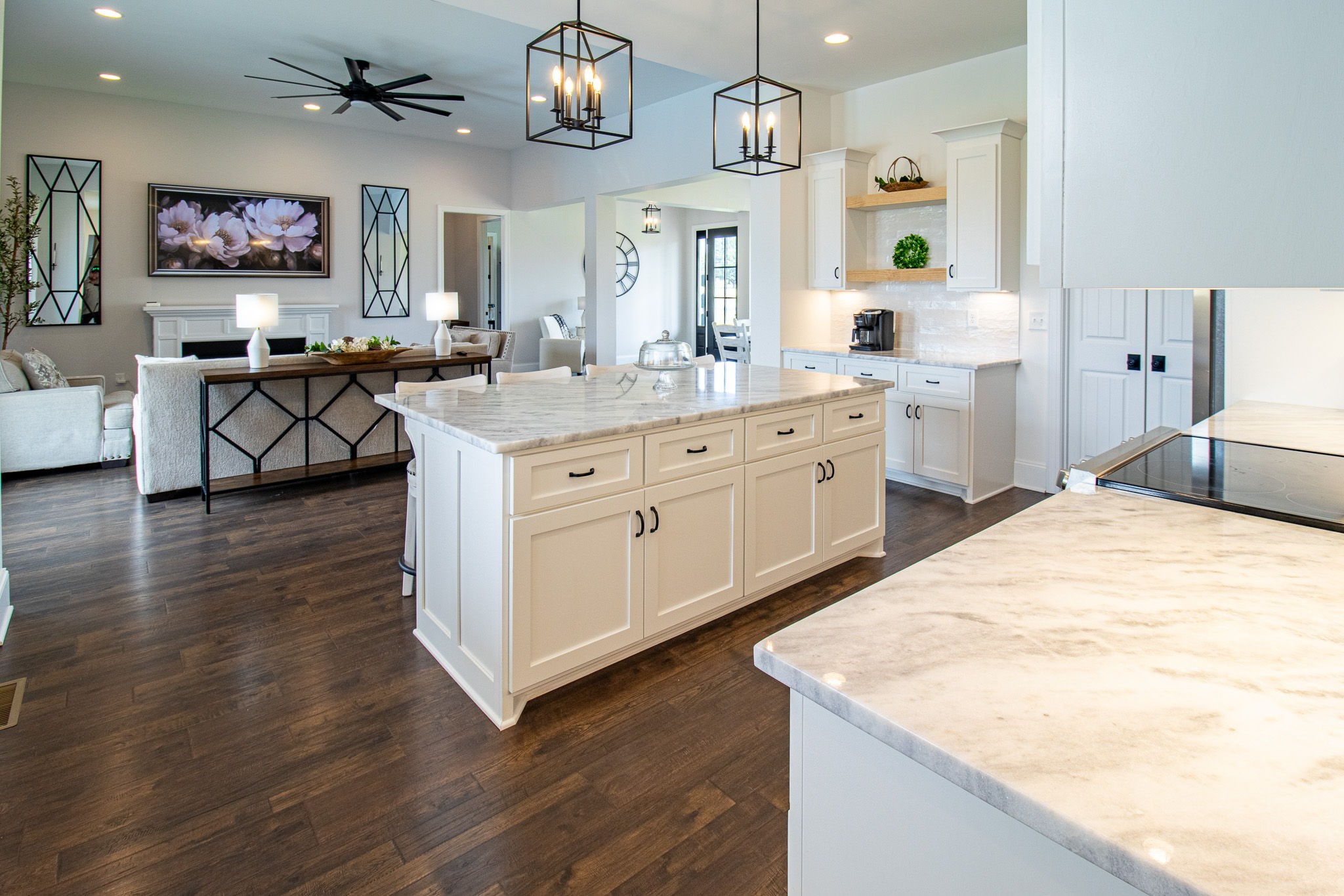 5252 Cross Plains Rd