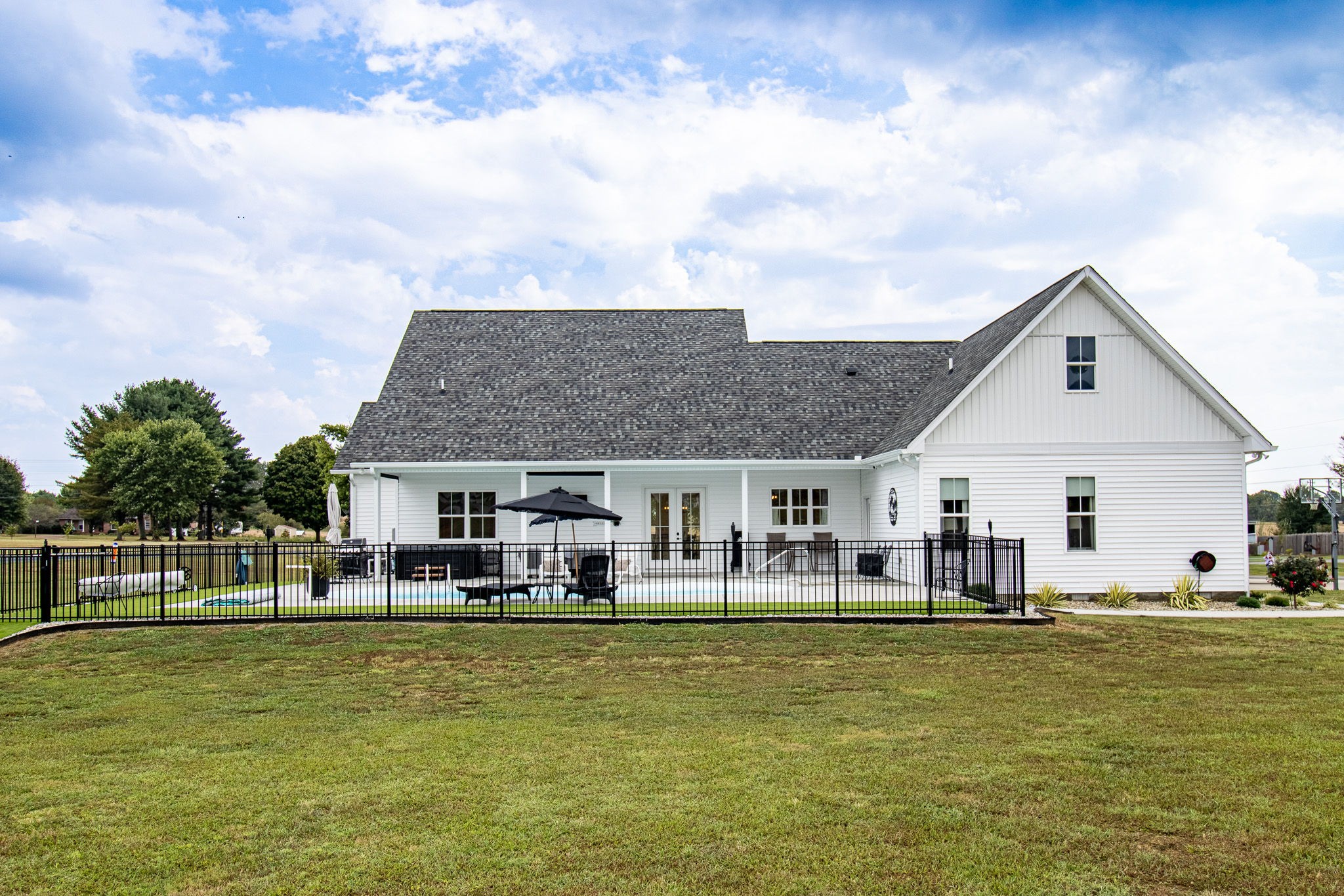 5252 Cross Plains Rd