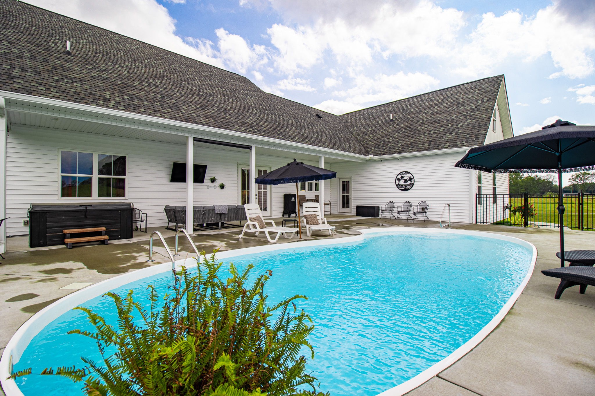 5252 Cross Plains Rd