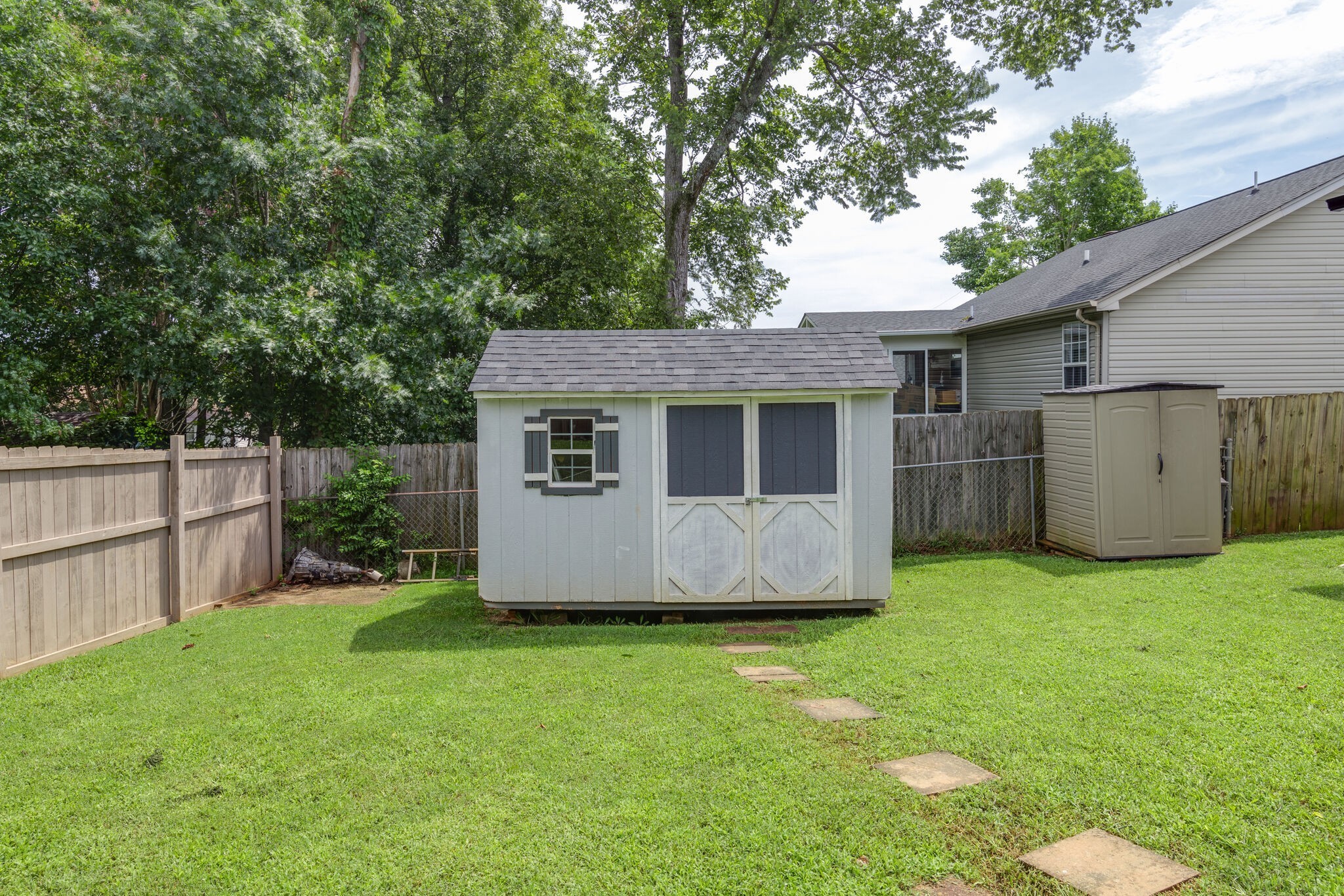 302 Cedar Park Cir