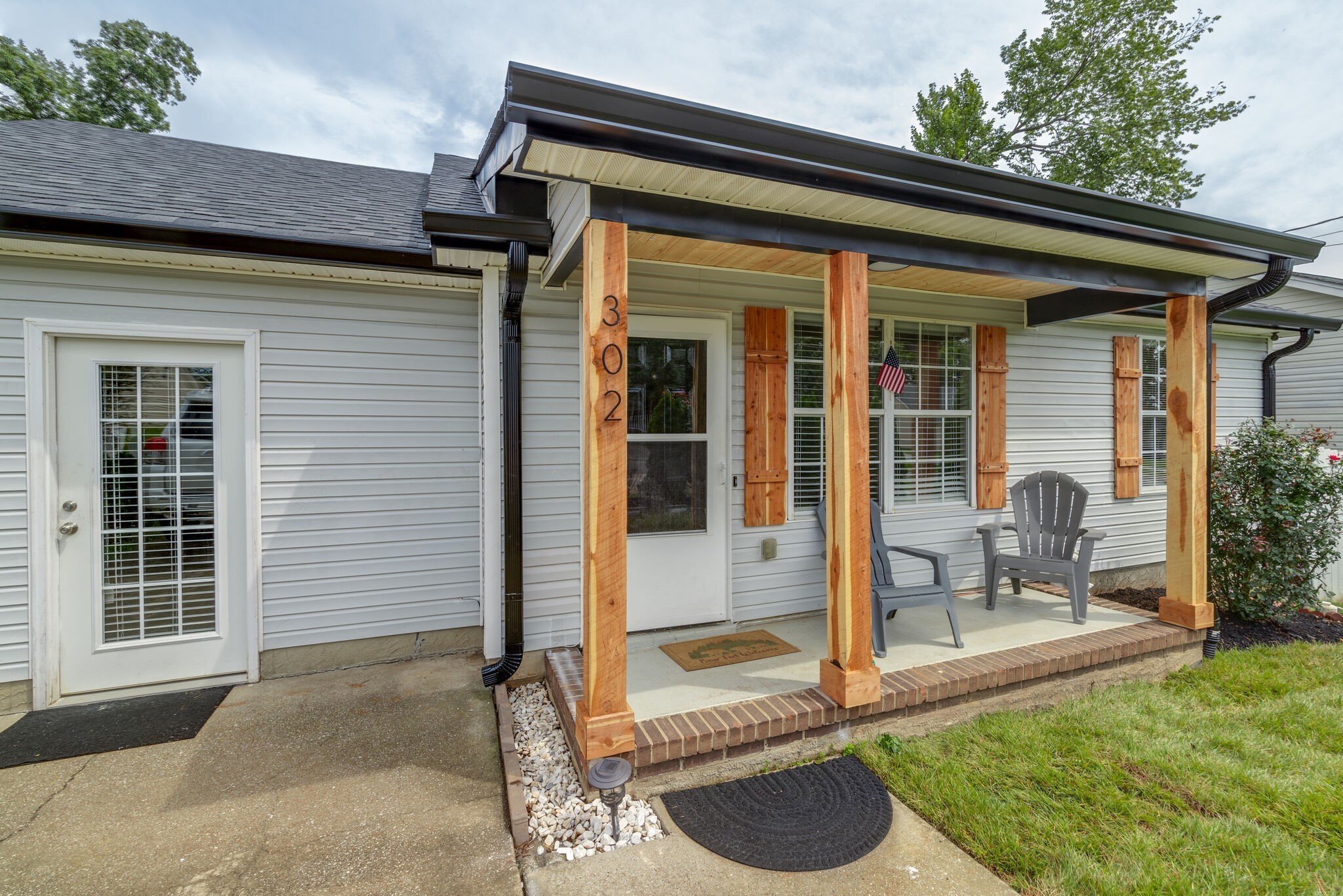 302 Cedar Park Cir