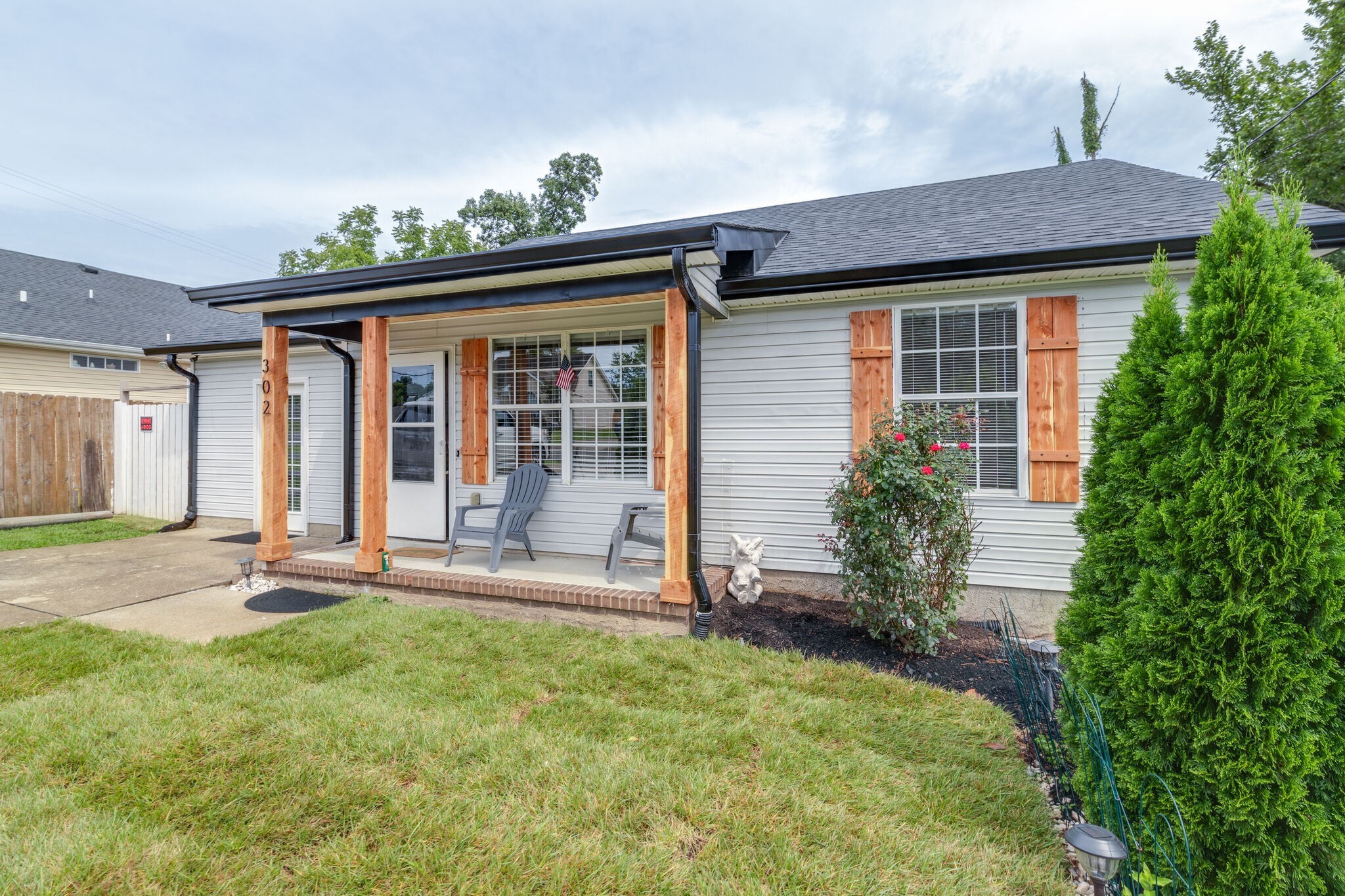 302 Cedar Park Cir