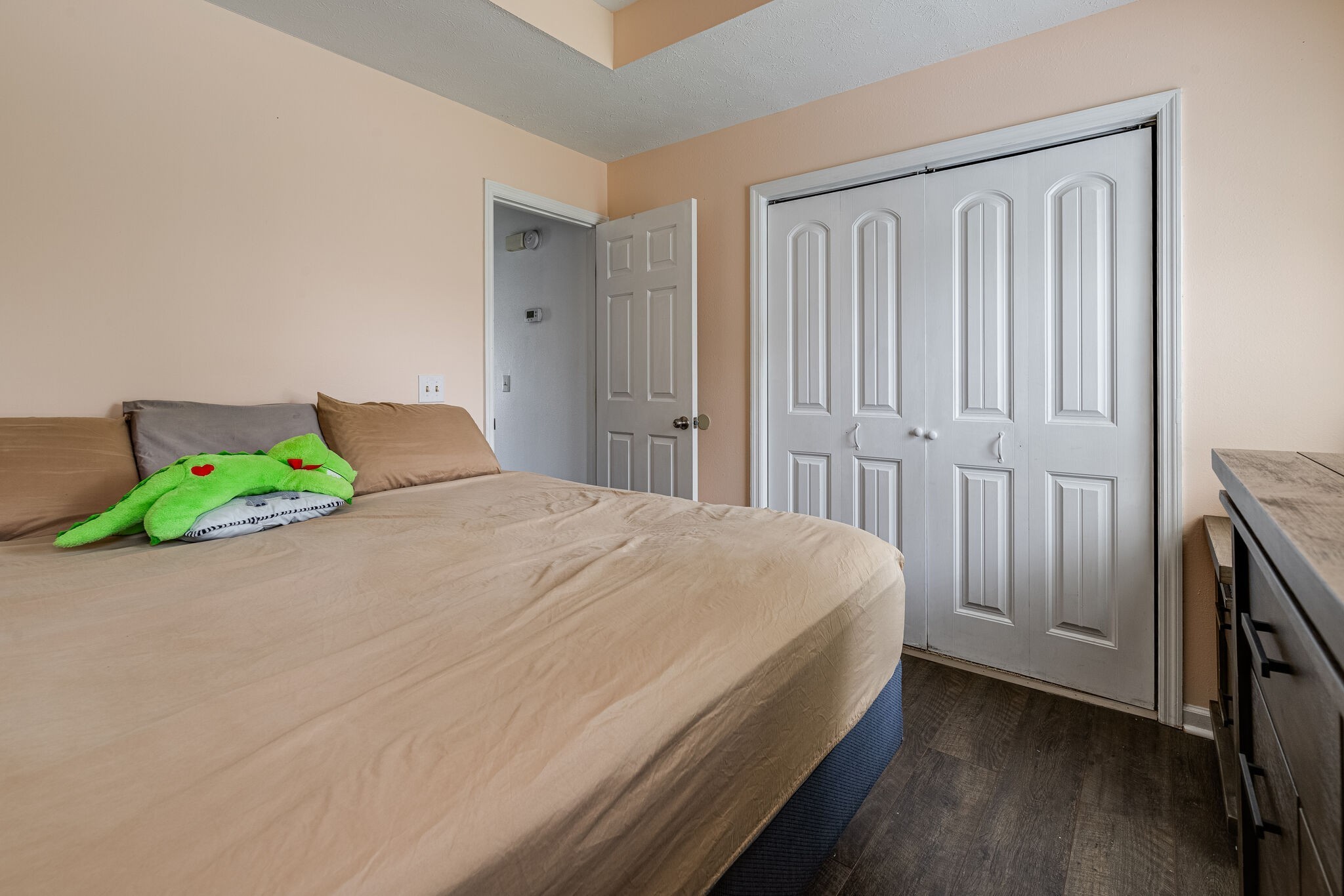 302 Cedar Park Cir